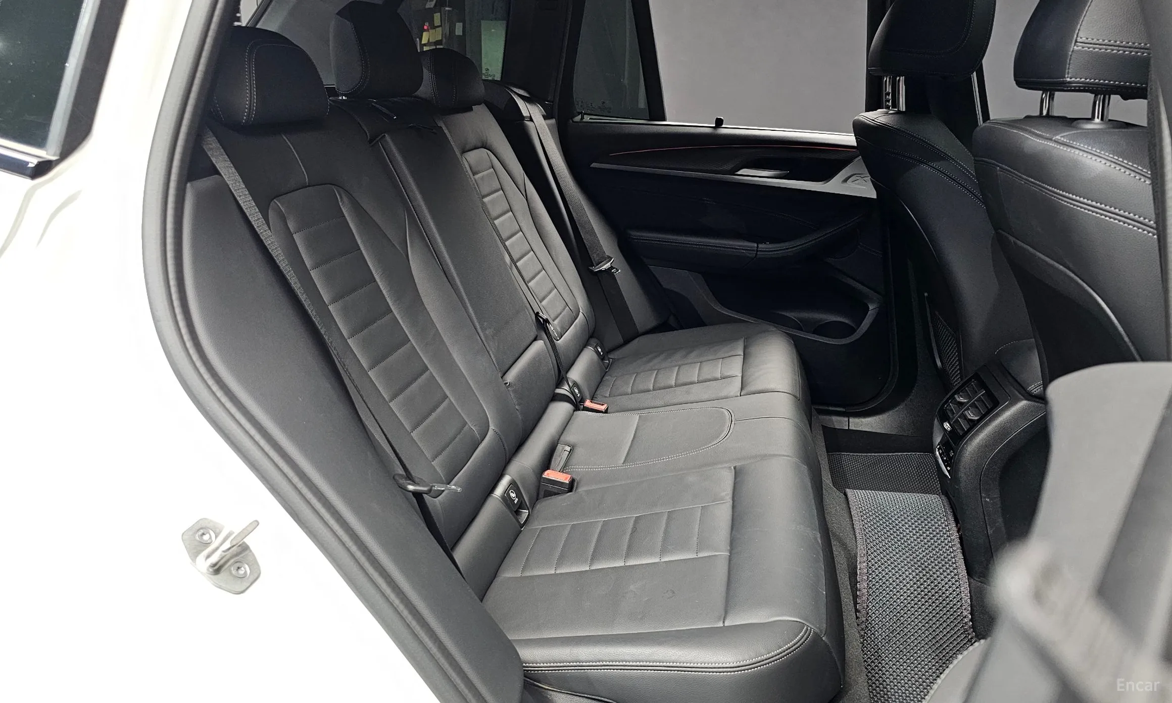 BMW X3 (G01) превью 11
