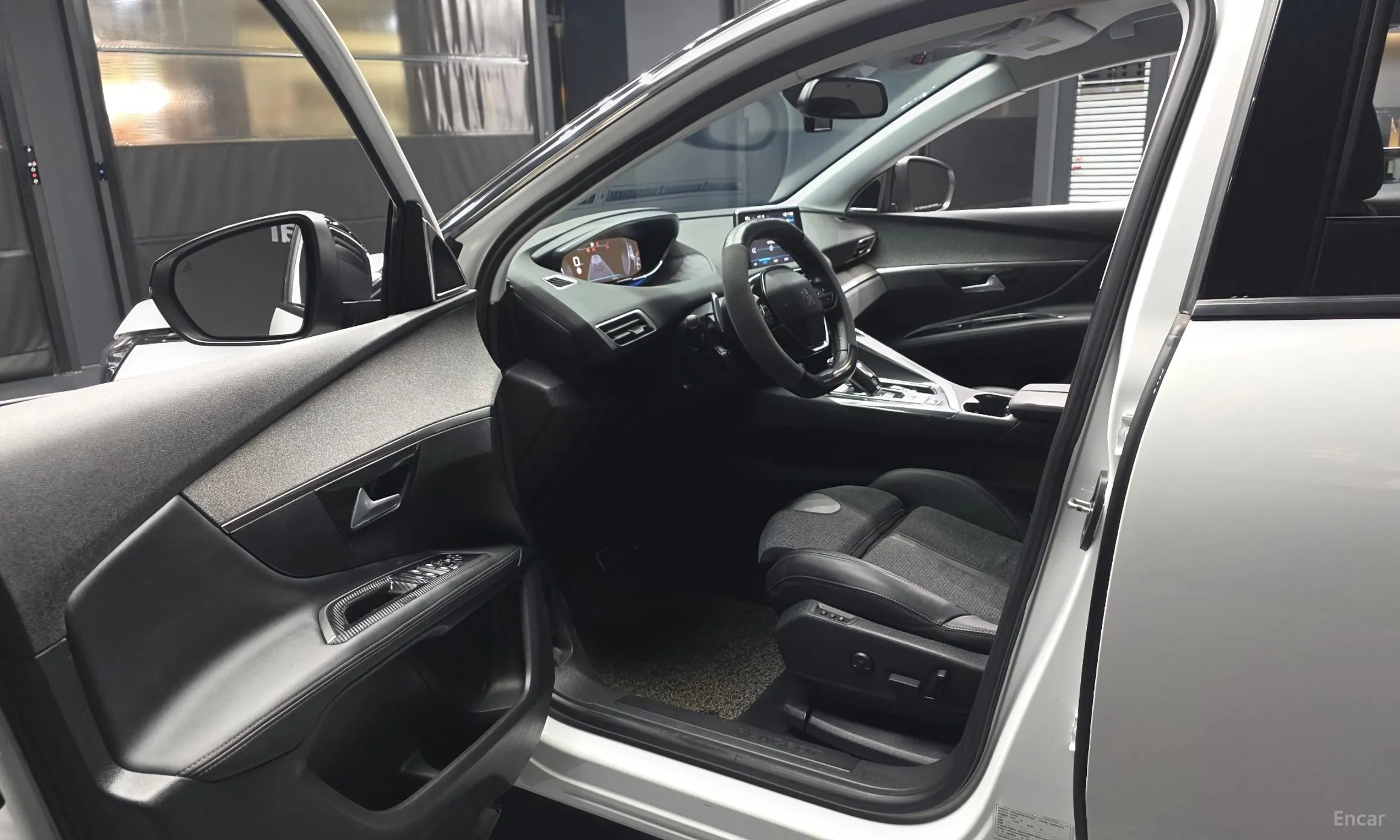 Peugeot 3008 2nd generation превью 10