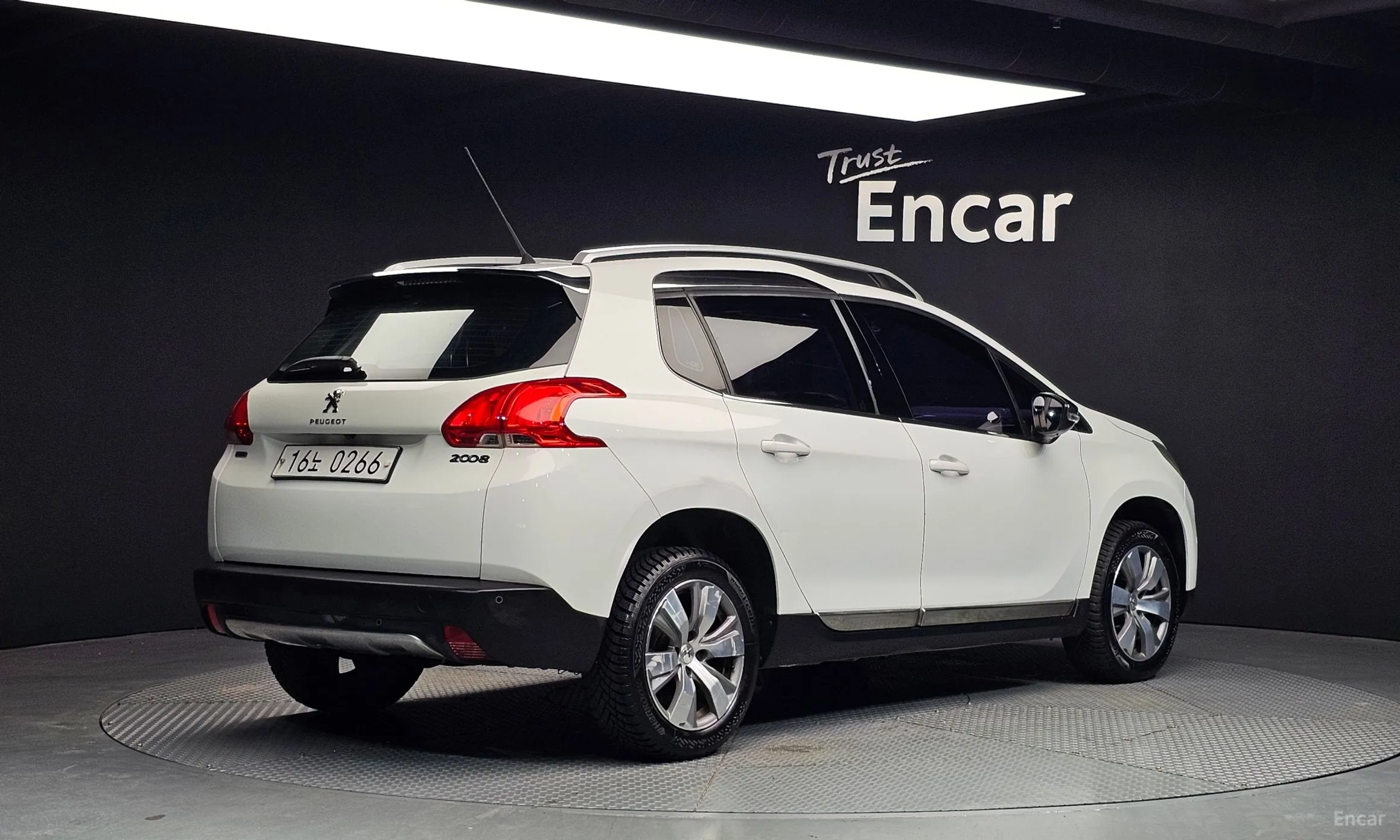 Peugeot 2008.