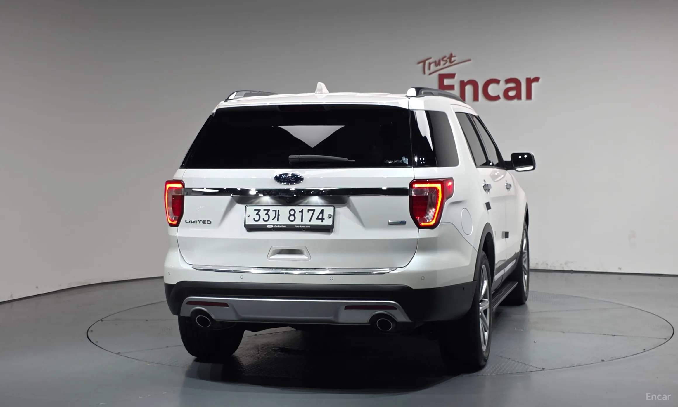 Ford Explorer превью 4