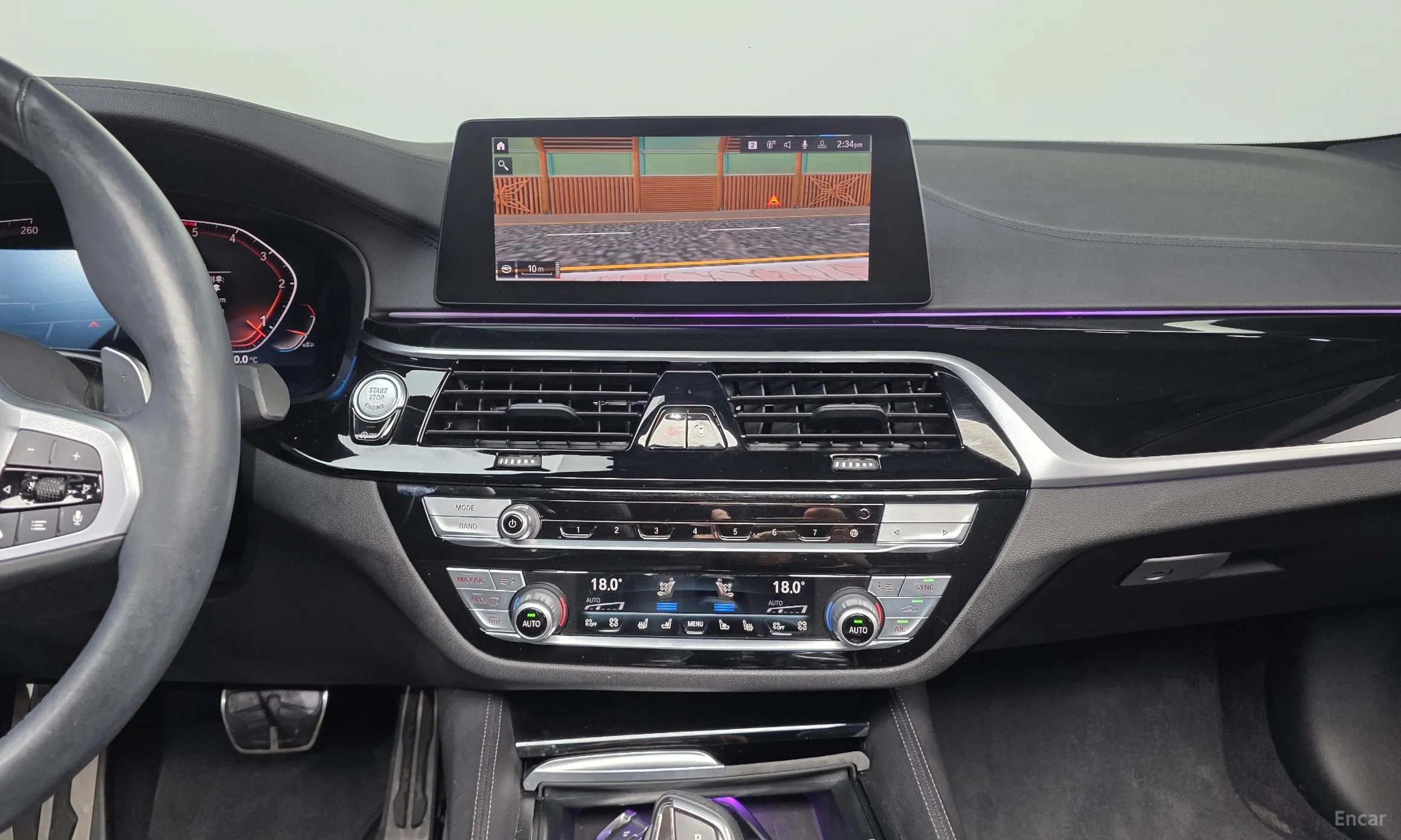 BMW 5 Series (G30) превью 14