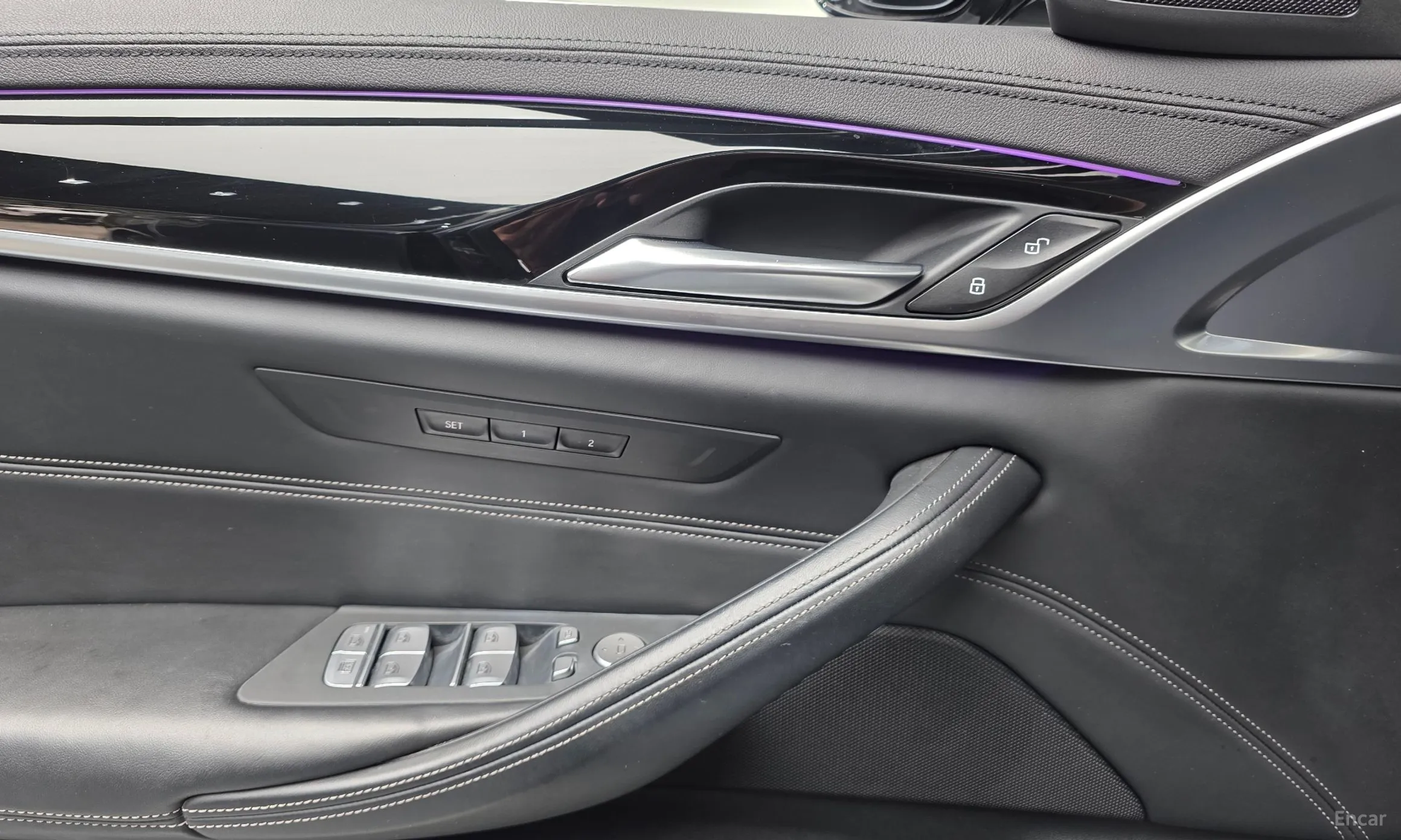 BMW 5 Series (G30) превью 20