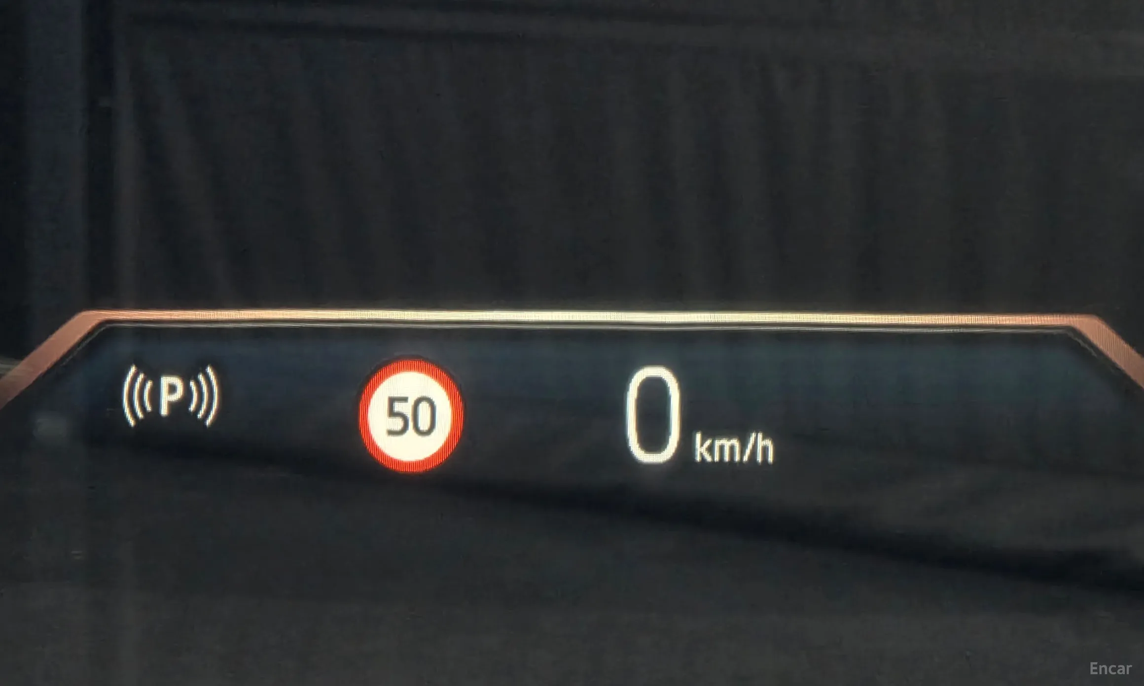 BMW 5 Series (G60) превью 18
