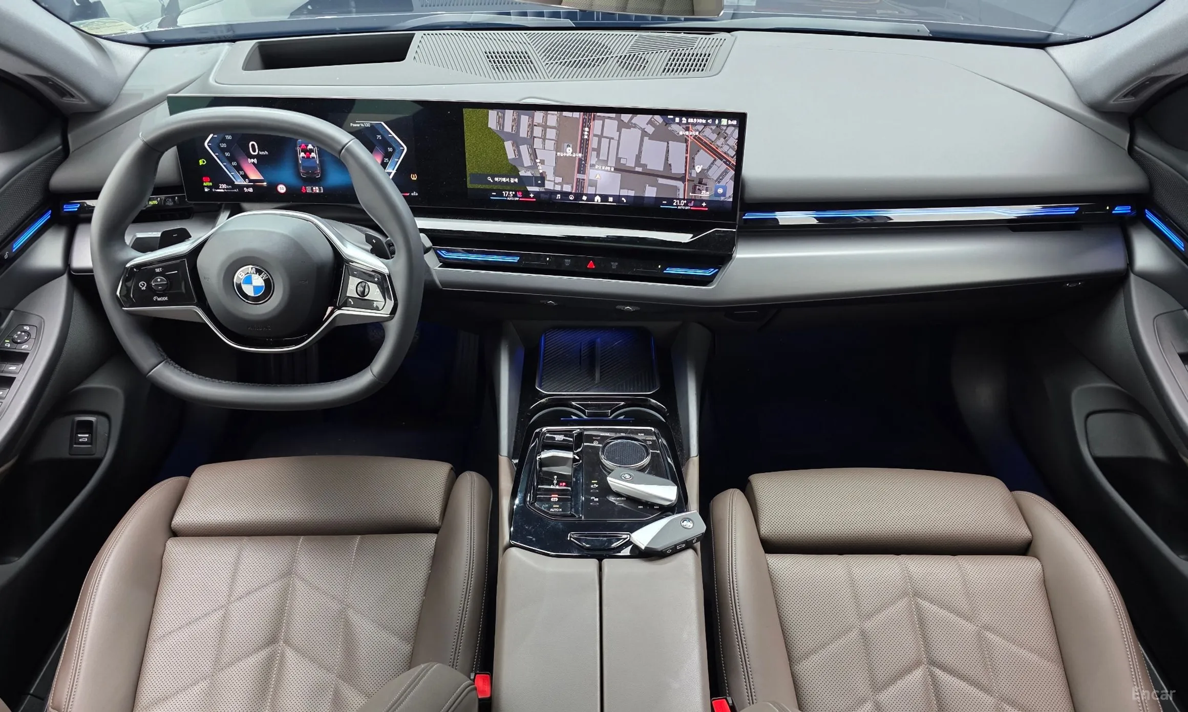 BMW 5 Series (G60) превью 7