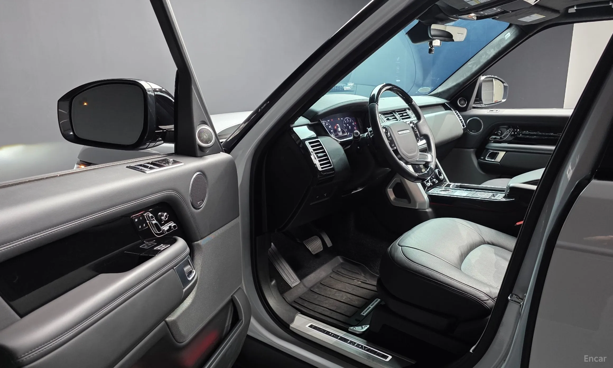 Land Rover Range Rover 4th Generation превью 10