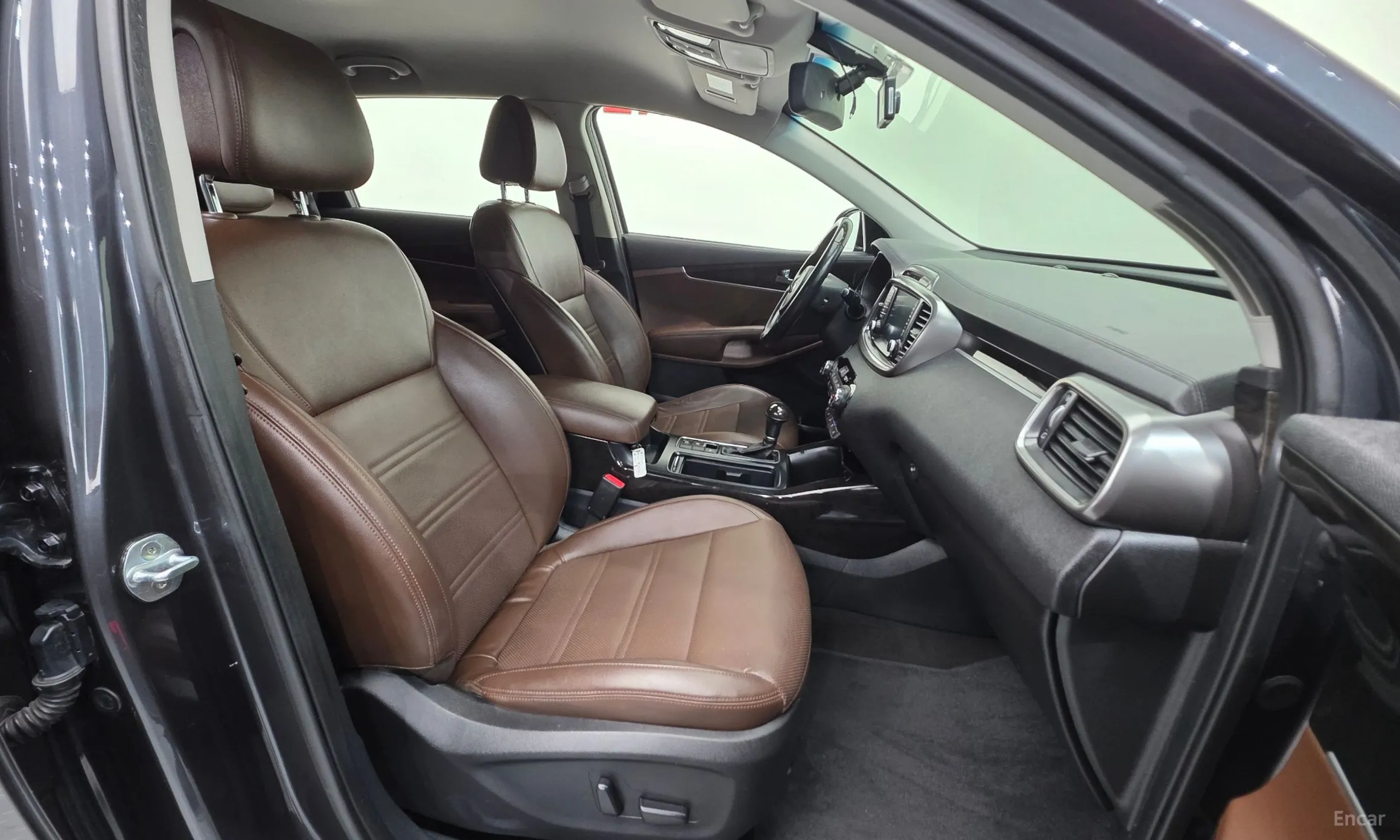 Kia Sorento превью 10