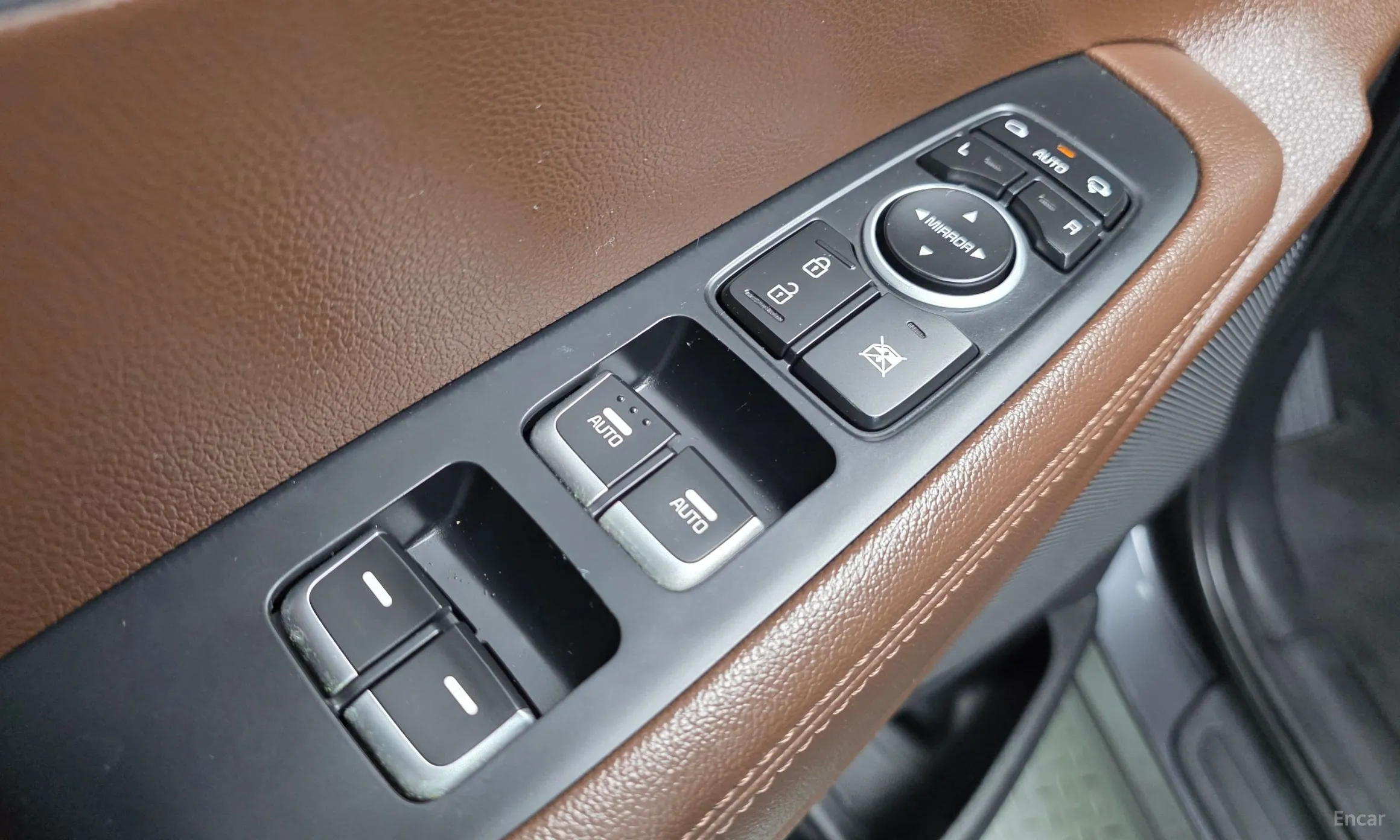 Kia Sorento превью 12