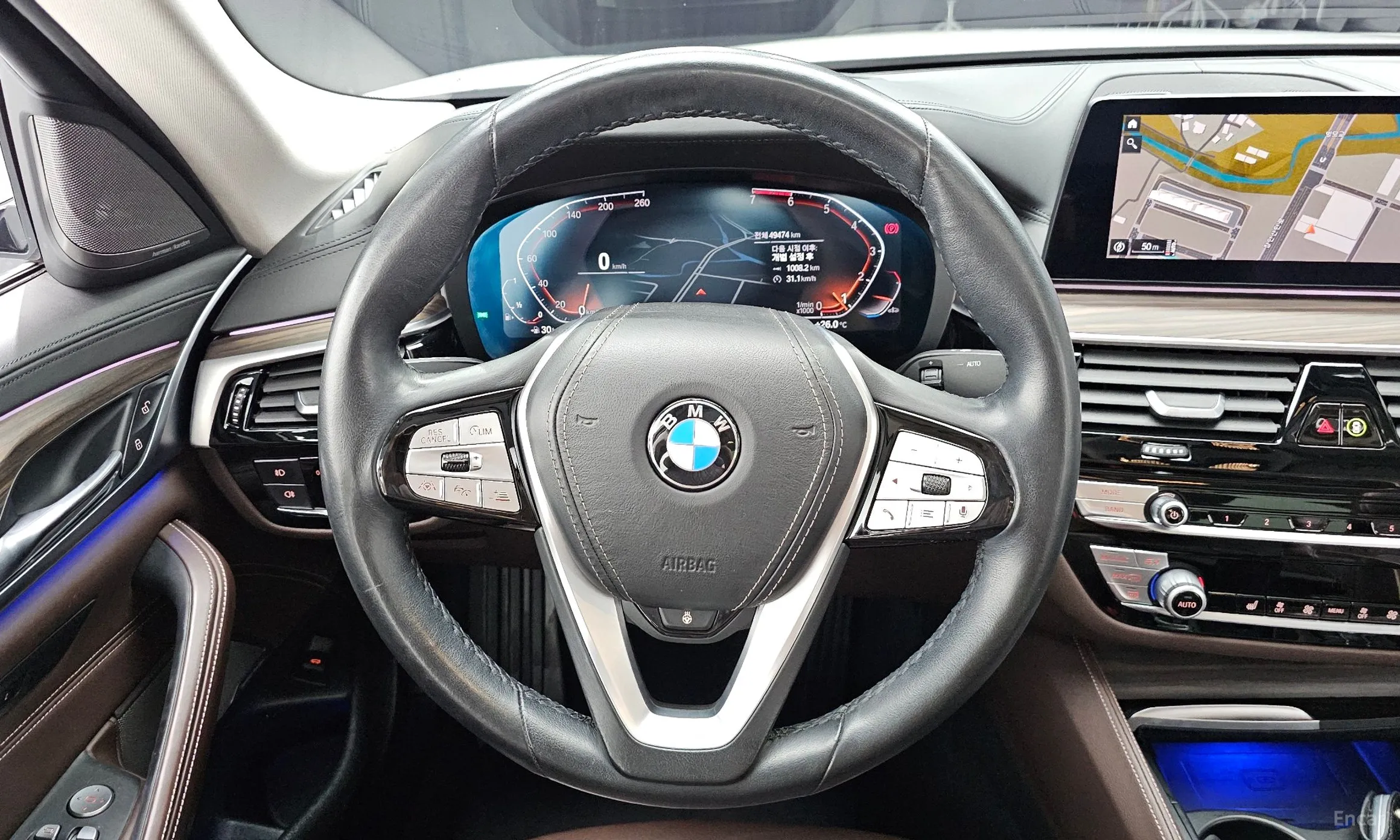 BMW 5 Series (G30) превью 13