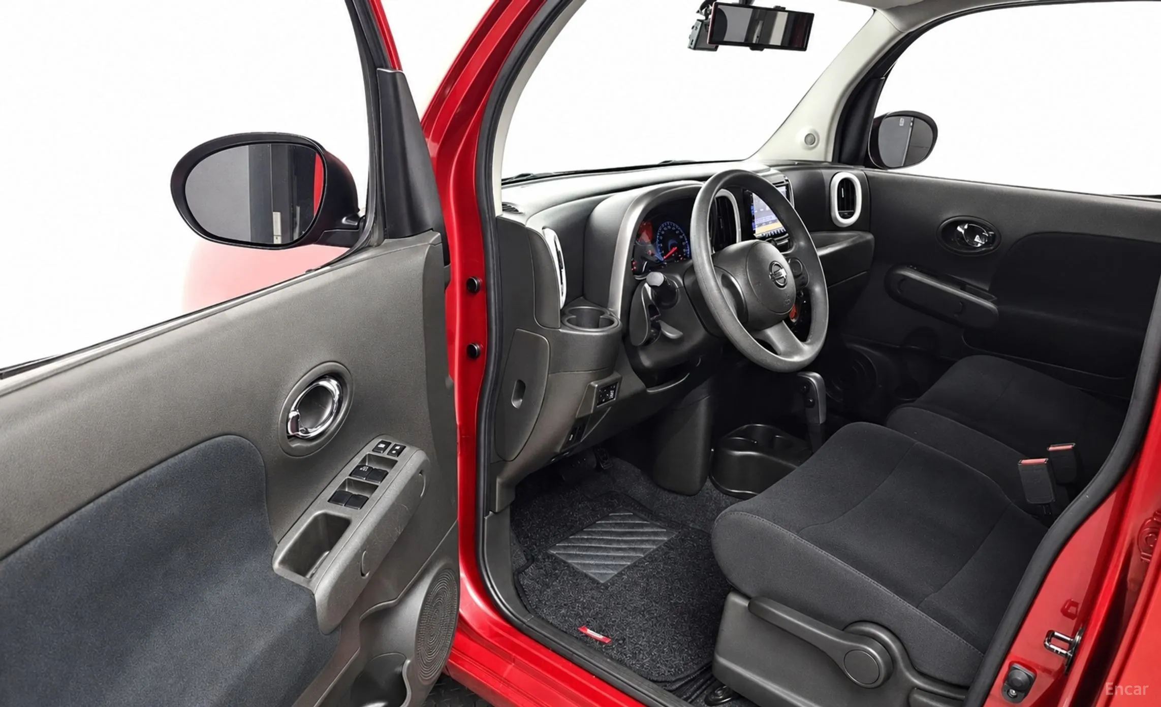 Nissan Cube превью 10