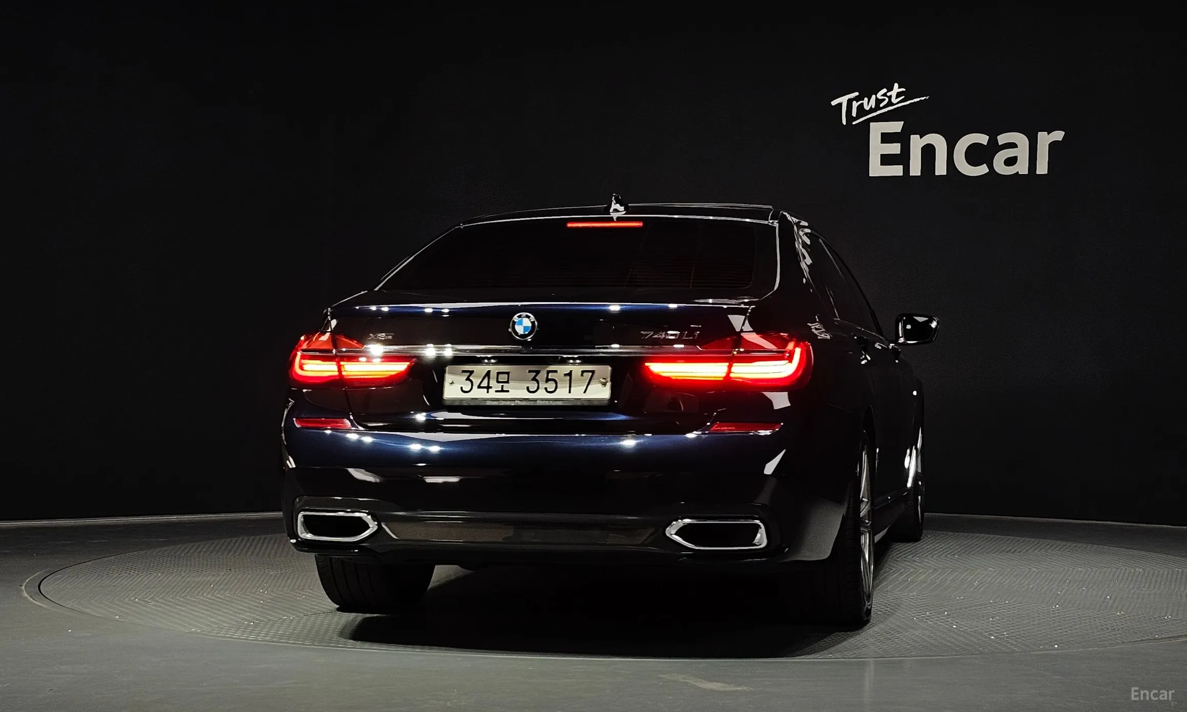 BMW 7 Series (G11) превью 4