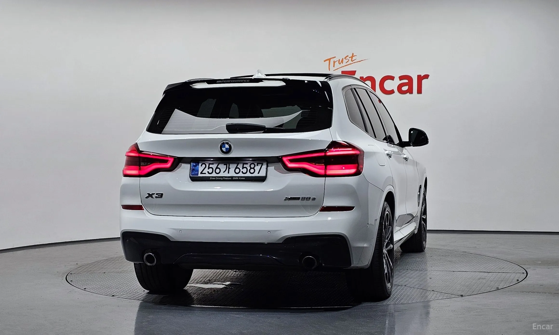 BMW X3 (G01) превью 4