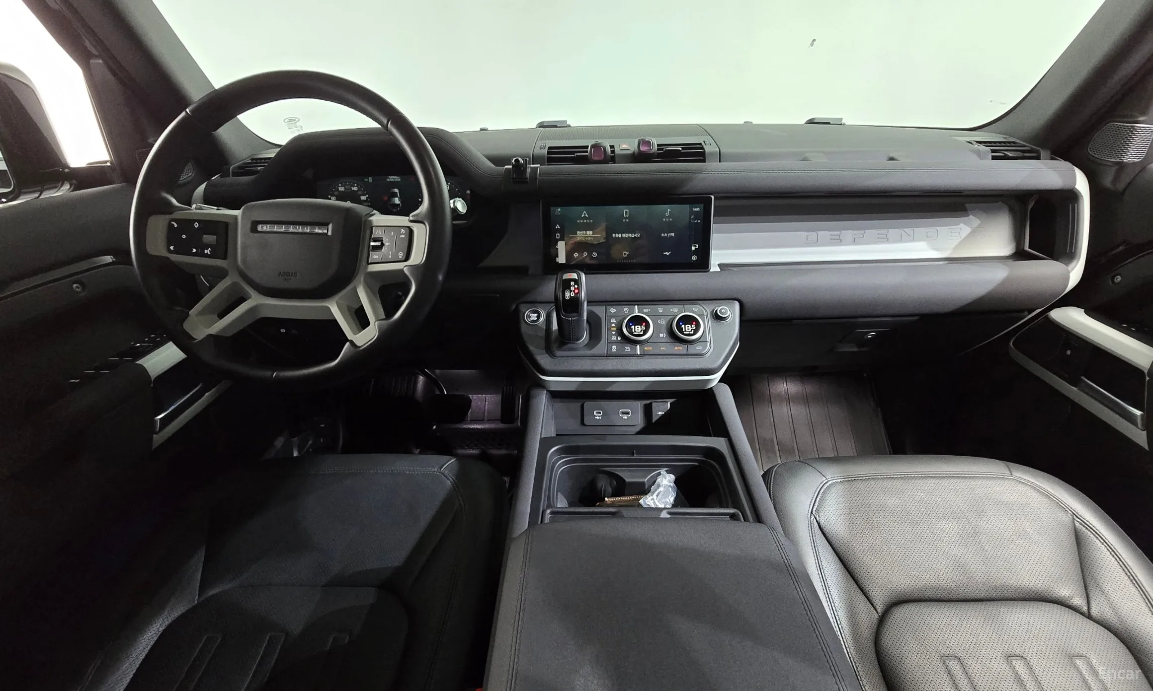Land Rover Defender (L663) превью 7