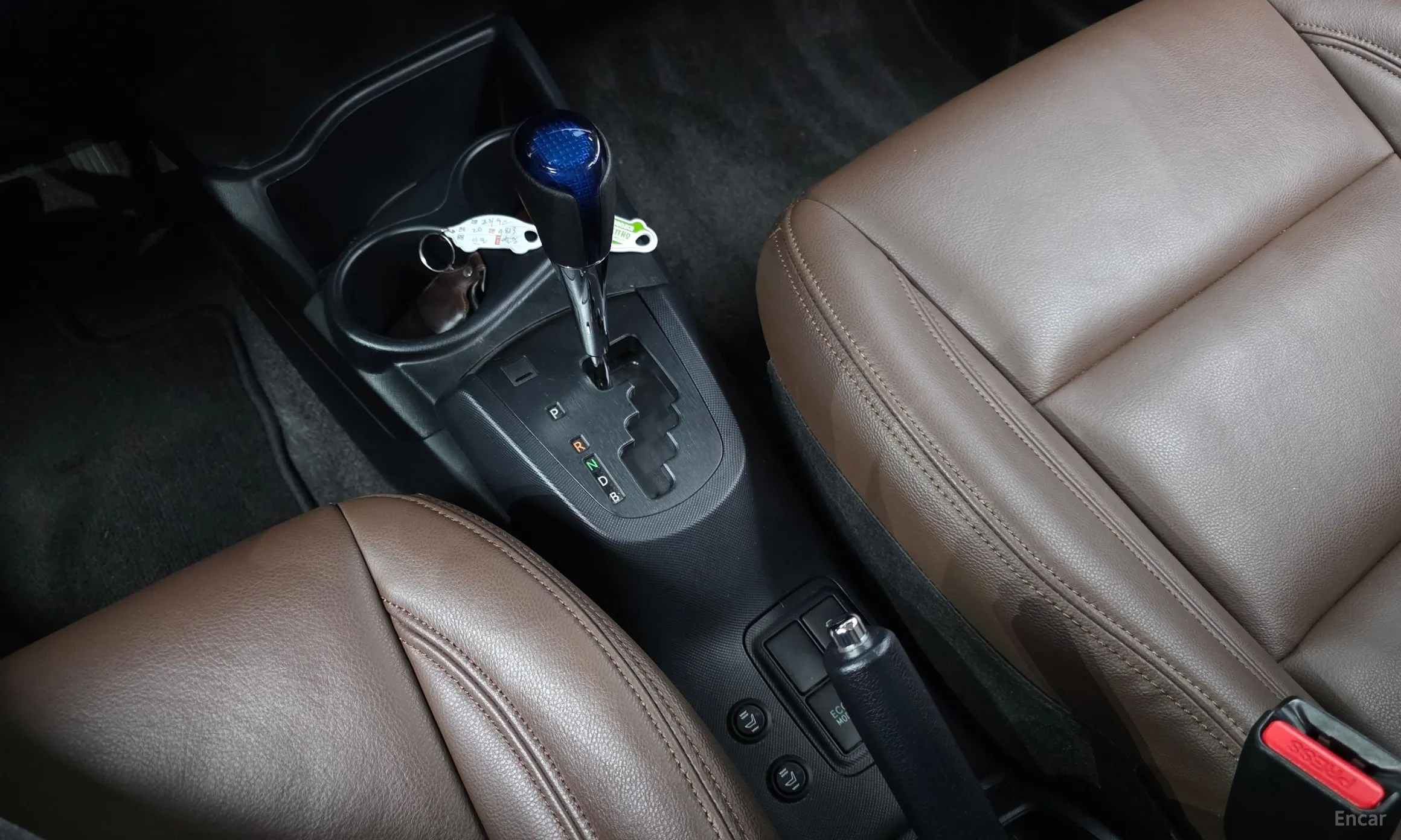 Toyota Prius C превью 9