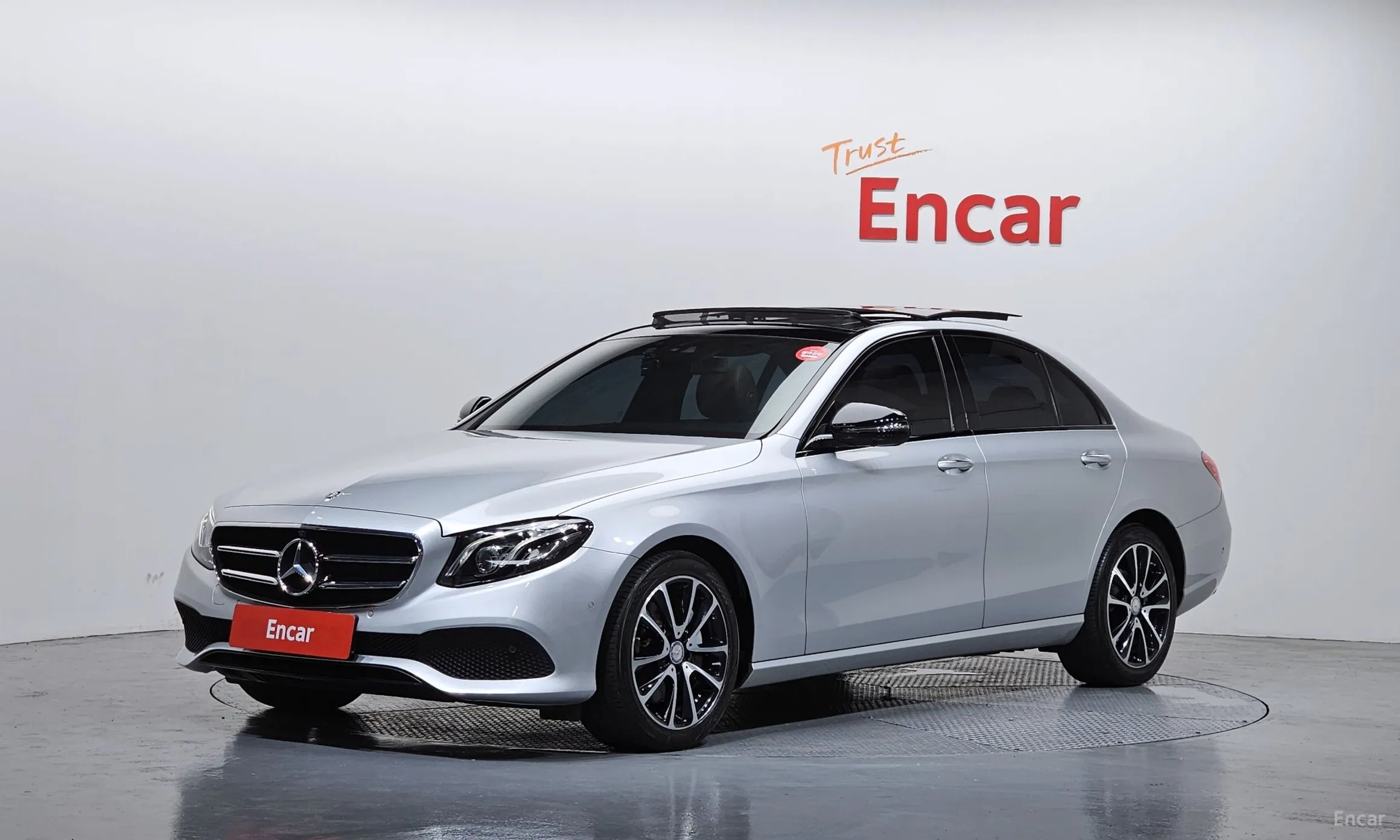 Mercedes Benz E-Class W213