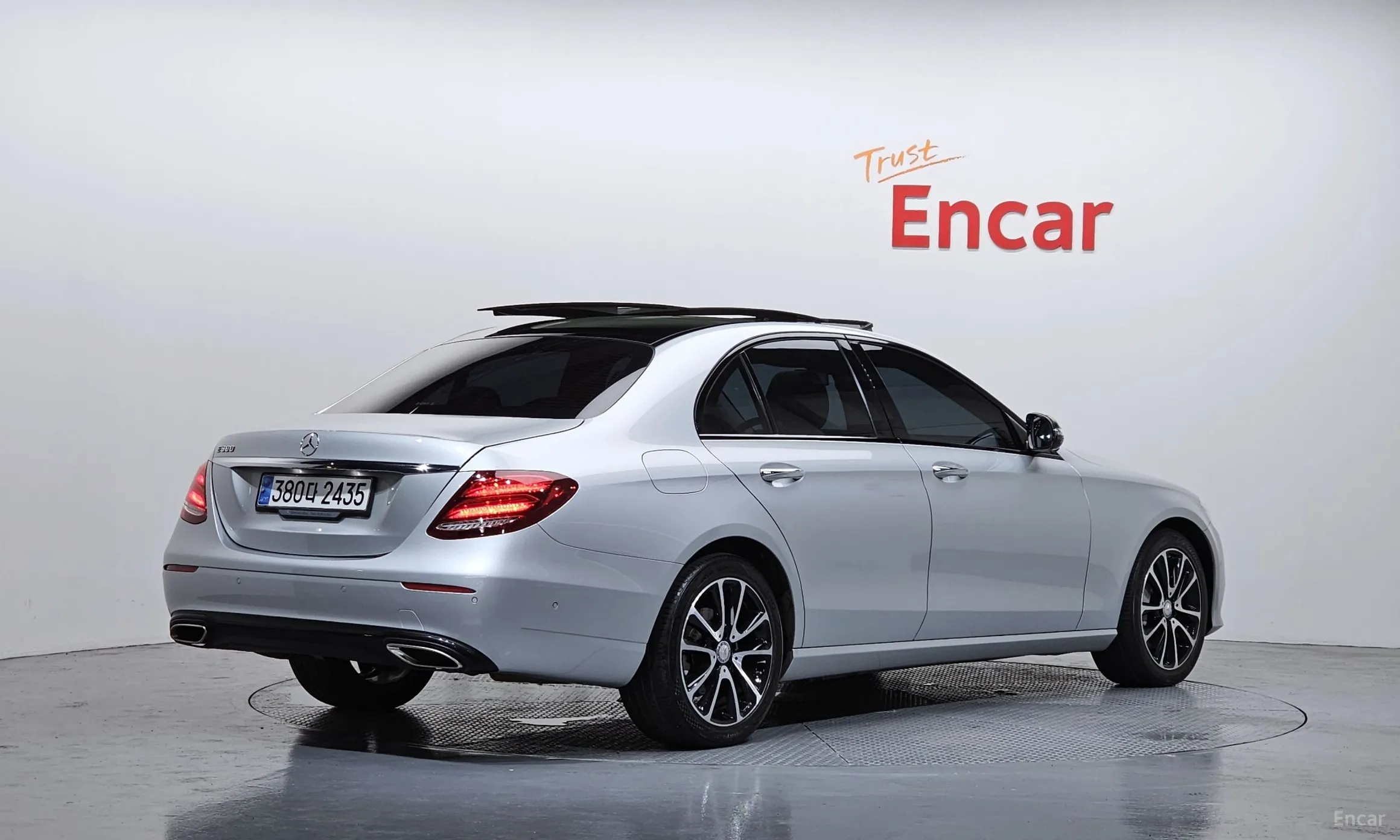 Mercedes Benz E-Class W213
