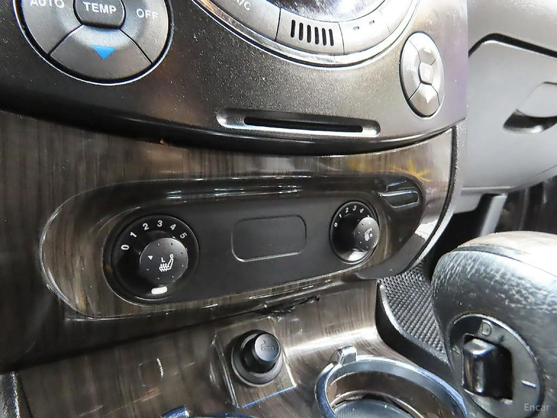 KG Mobility (SsangYong) Super Rexton превью 16