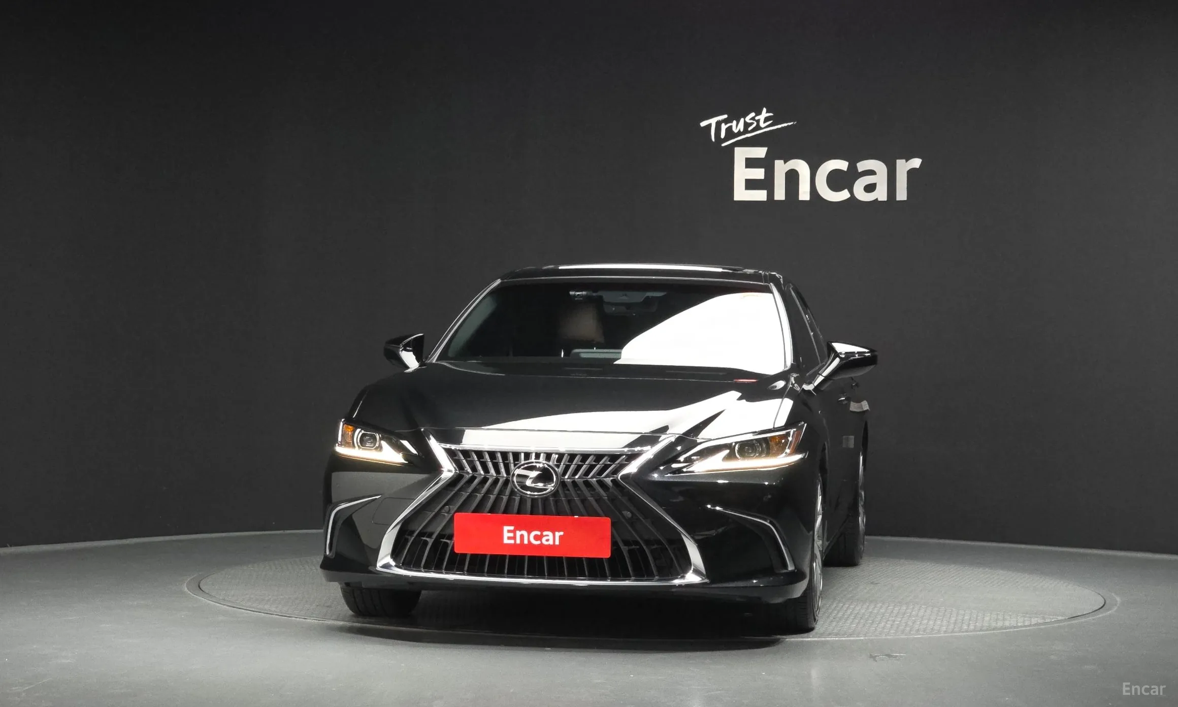 Lexus ES300h 7th Generation превью 3