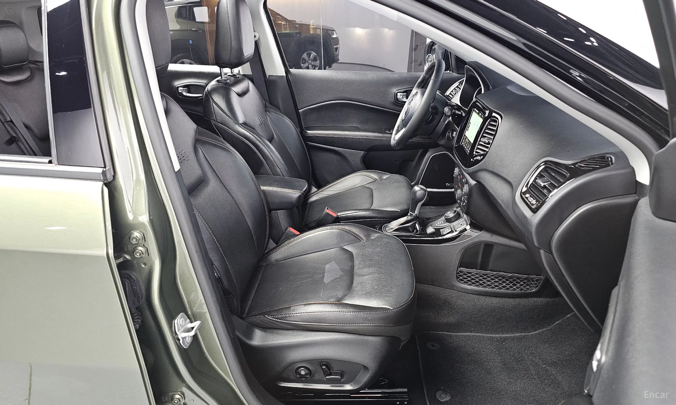Jeep Compass 2nd Generation превью 10