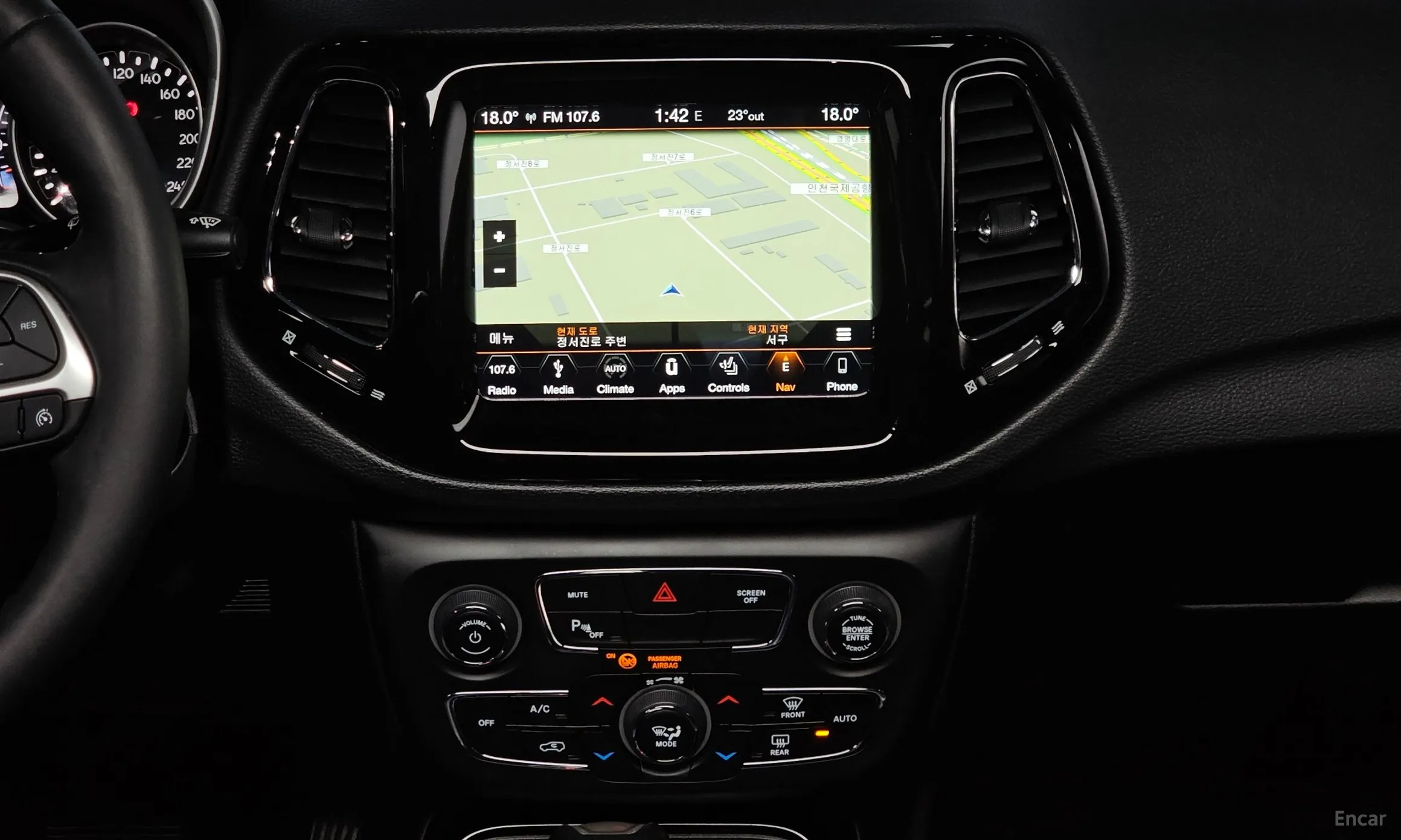 Jeep Compass 2nd Generation превью 13