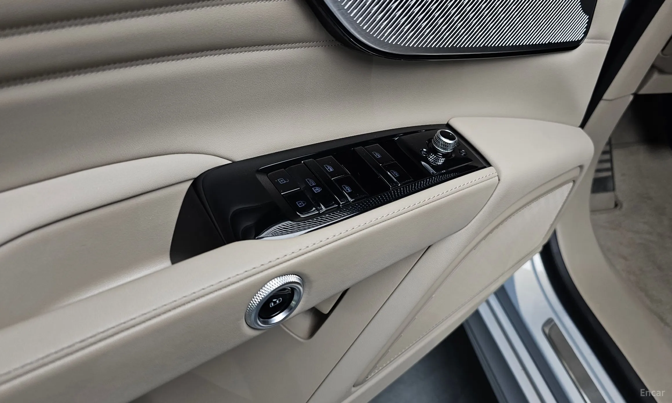 Maserati Grekale превью 17