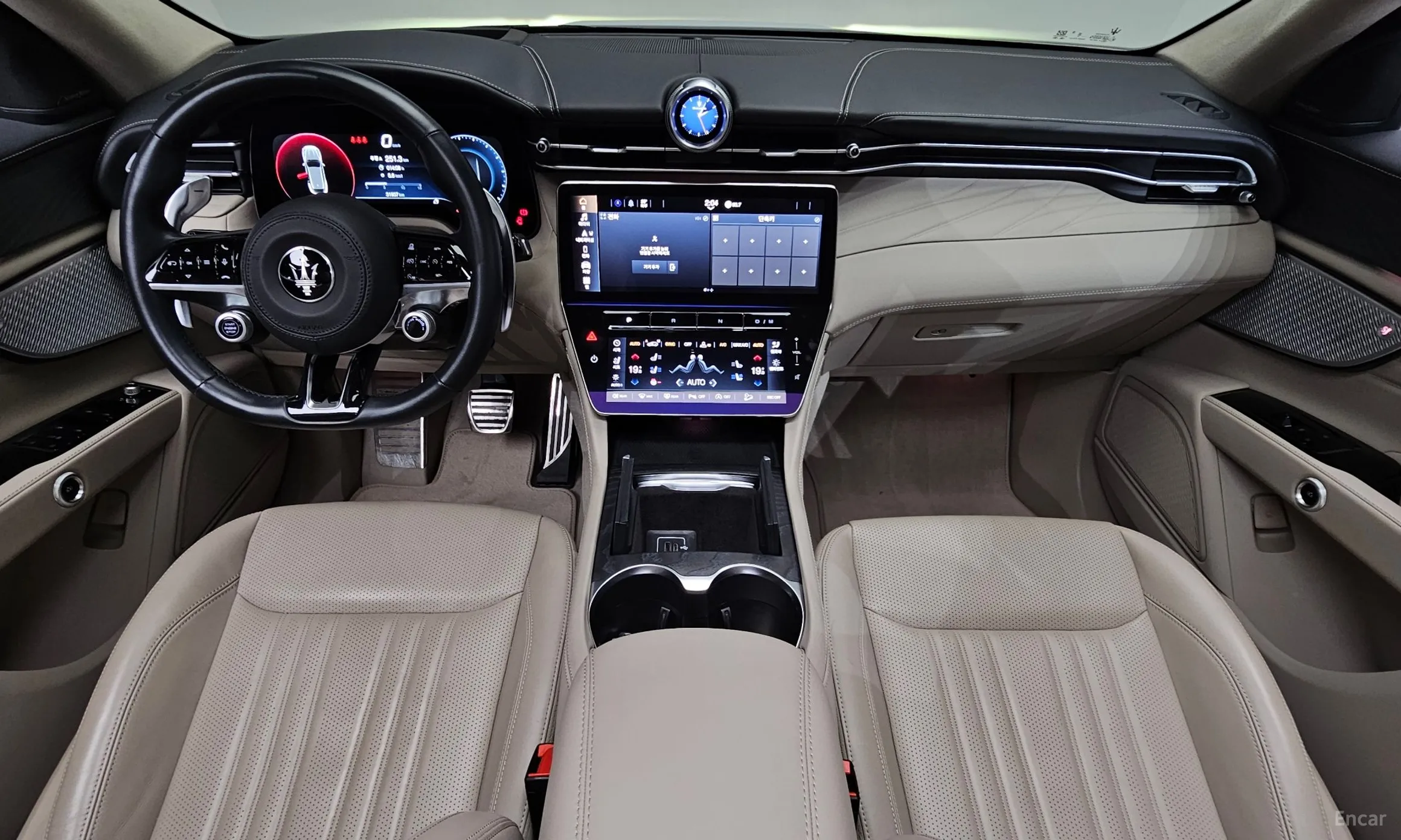 Maserati Grekale превью 7