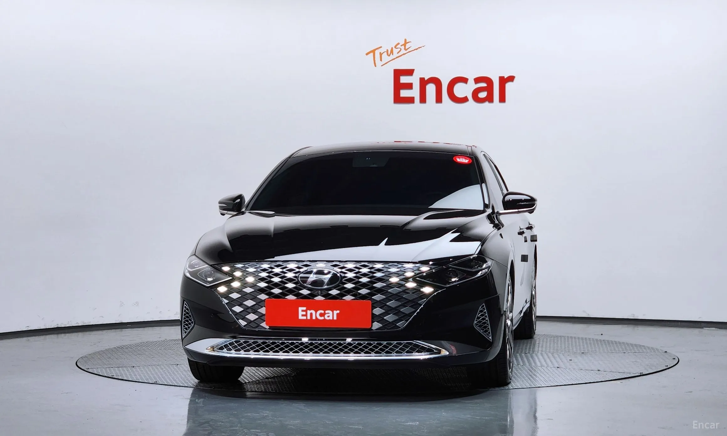 Hyundai Grandeur IG превью 3
