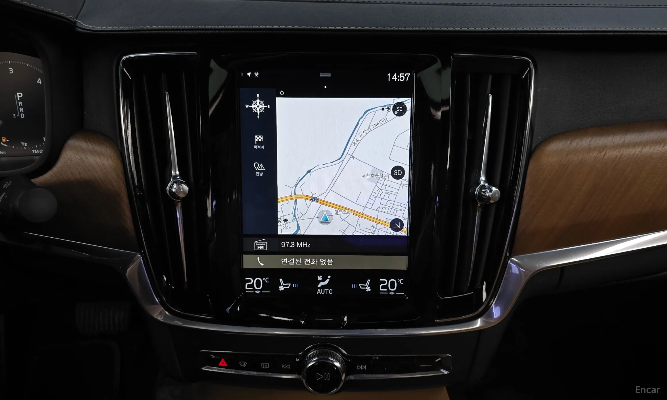 Volvo S90 превью 13