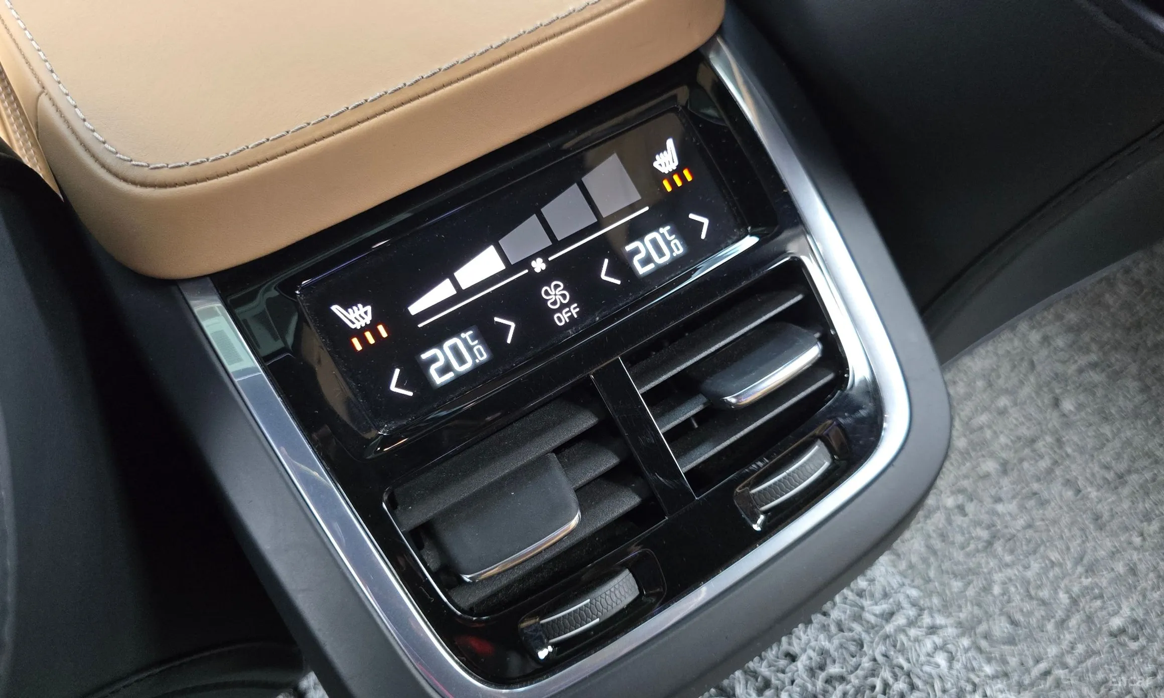 Volvo S90 превью 18