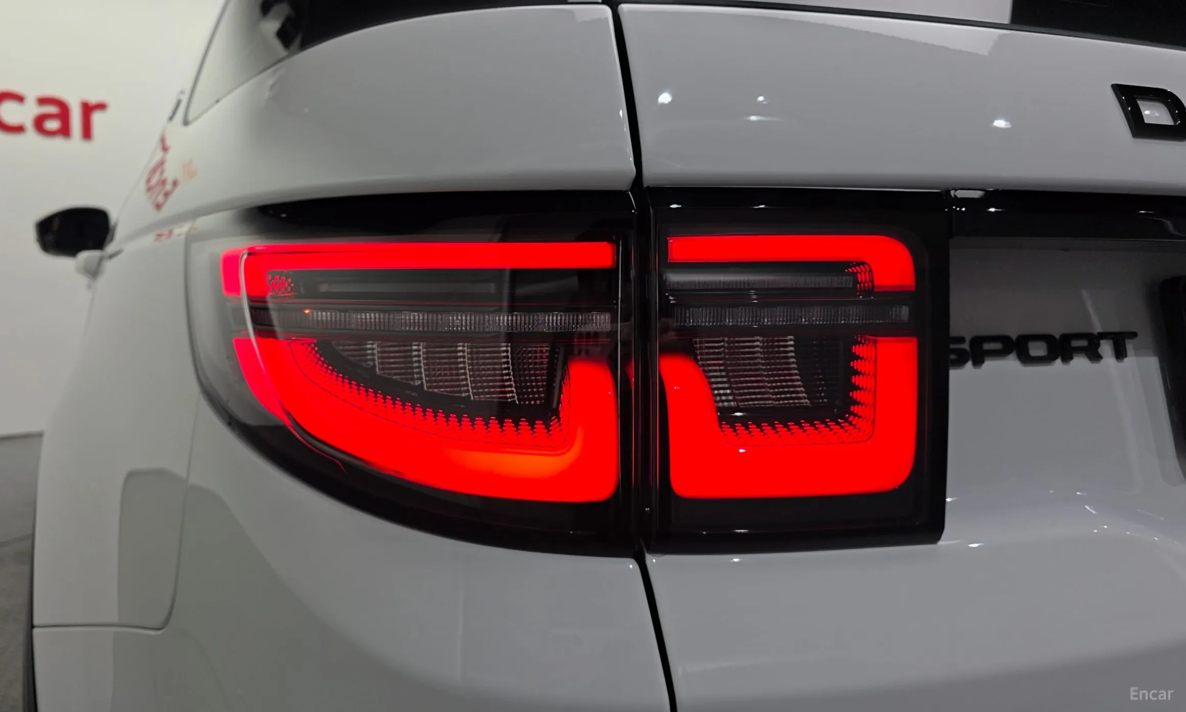 Land Rover Discovery Sports превью 19