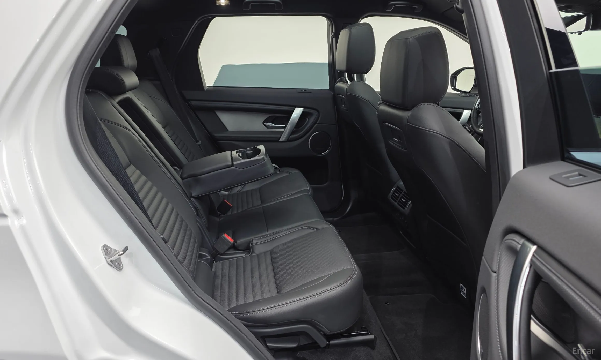 Land Rover Discovery Sports превью 4