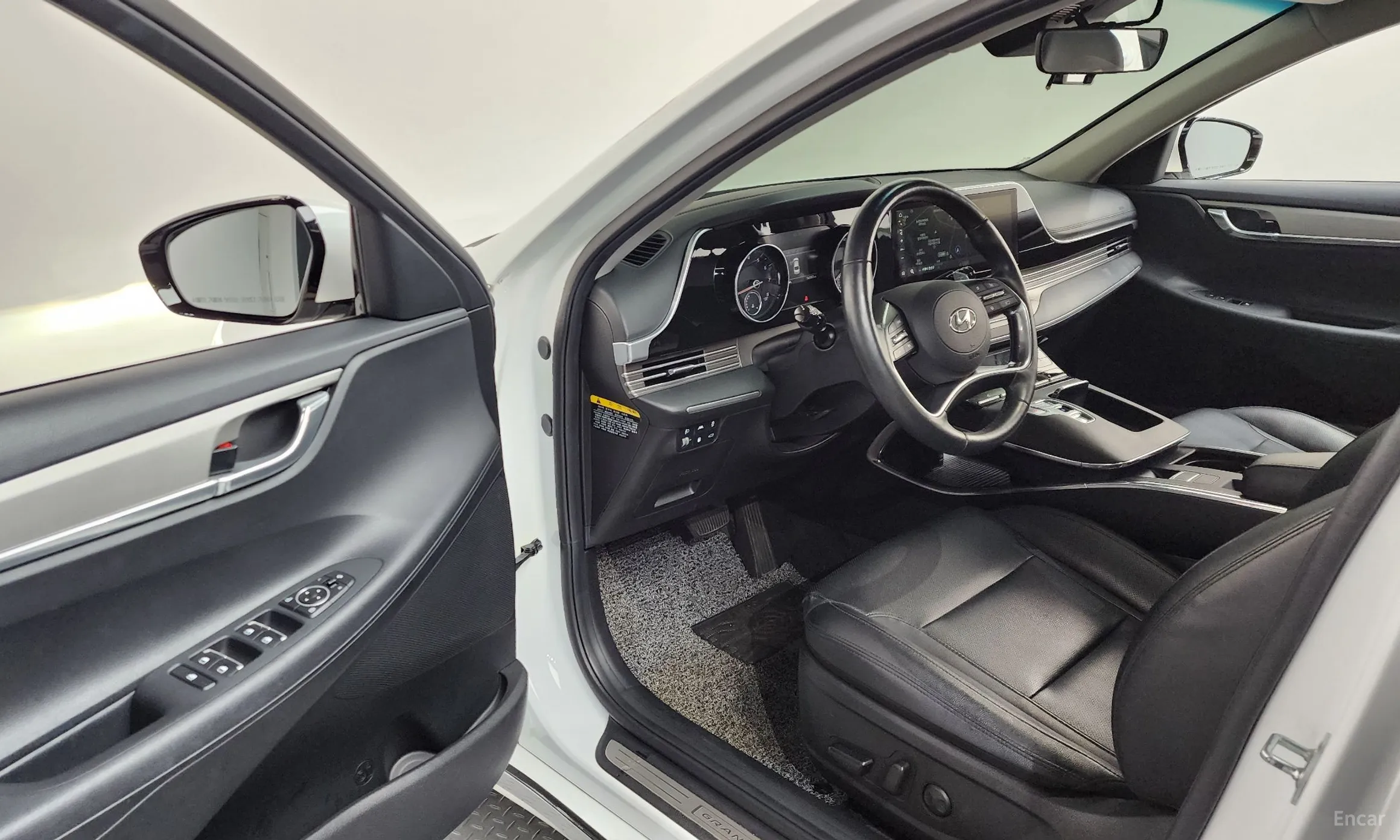 Hyundai Grandeur IG превью 10