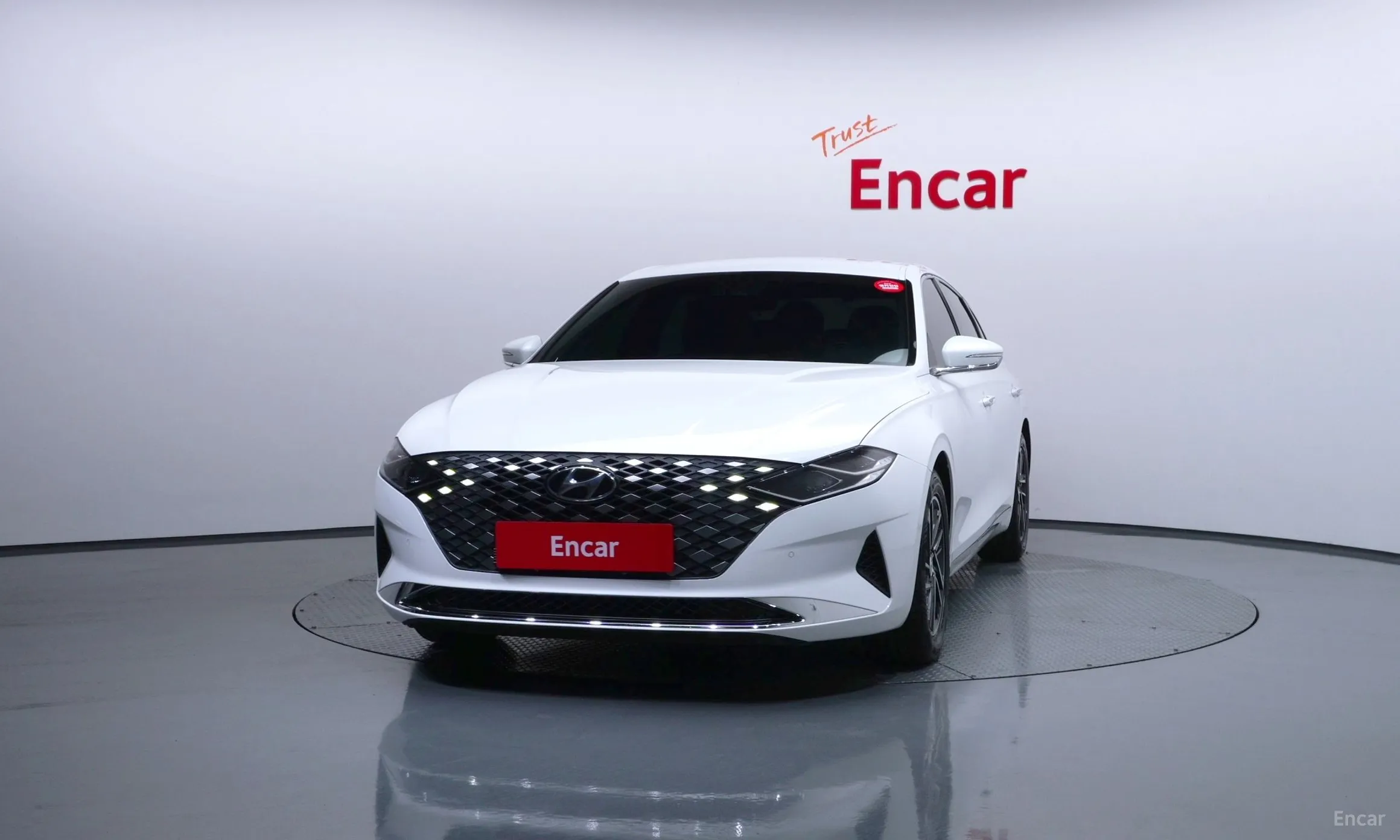 Hyundai Grandeur IG превью 3