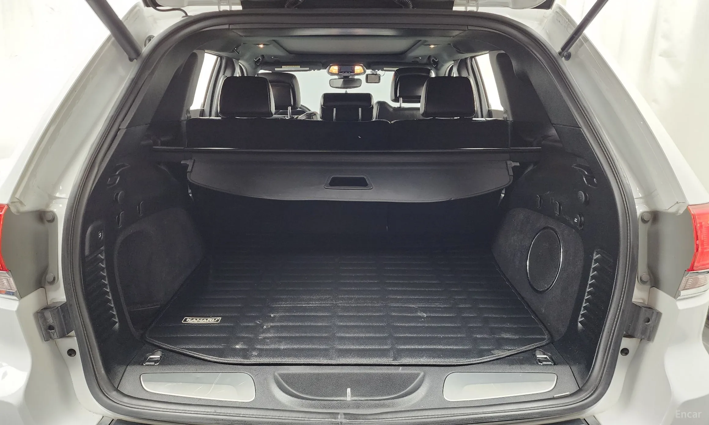 Jeep Grand Cherokee превью 20