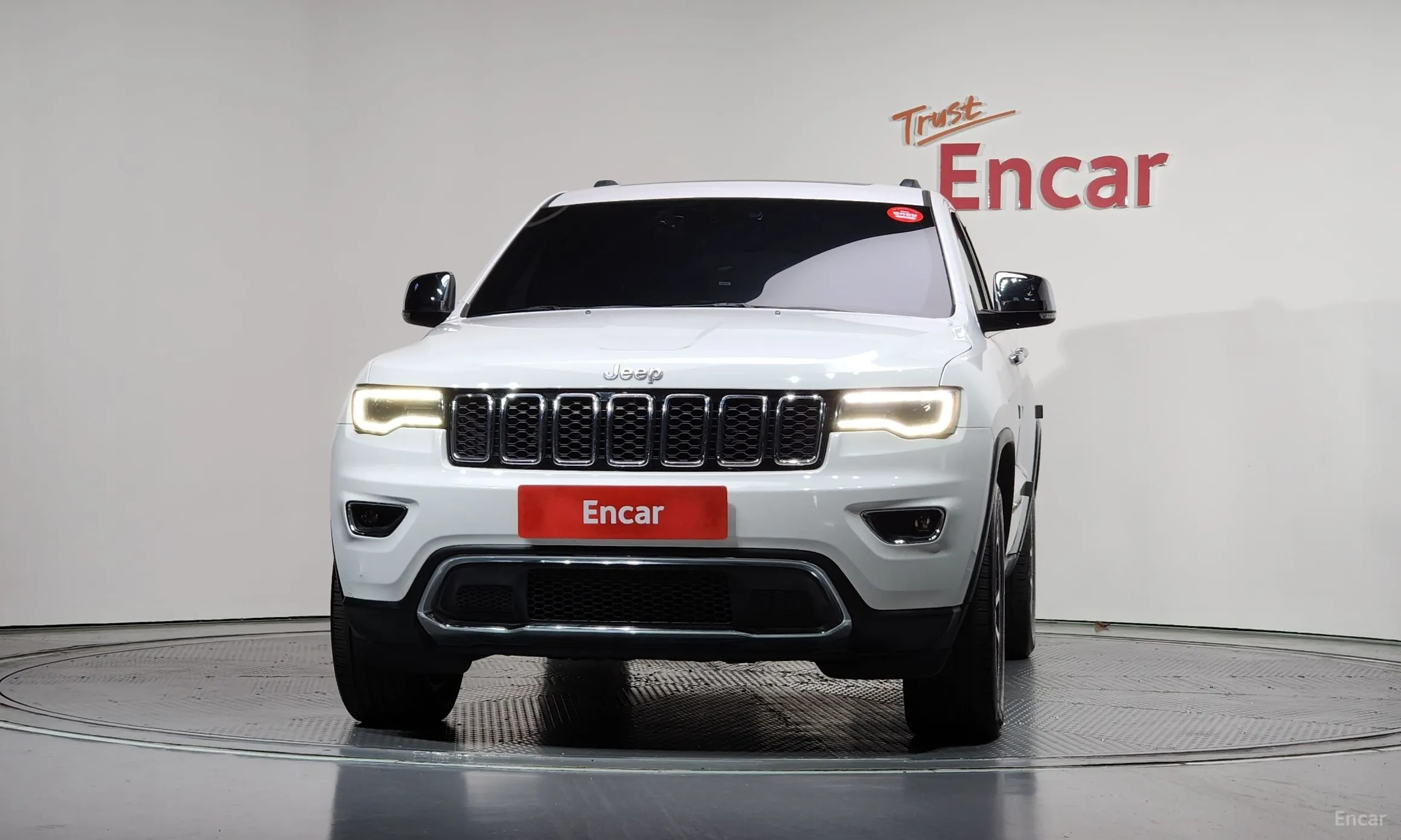 Jeep Grand Cherokee превью 3