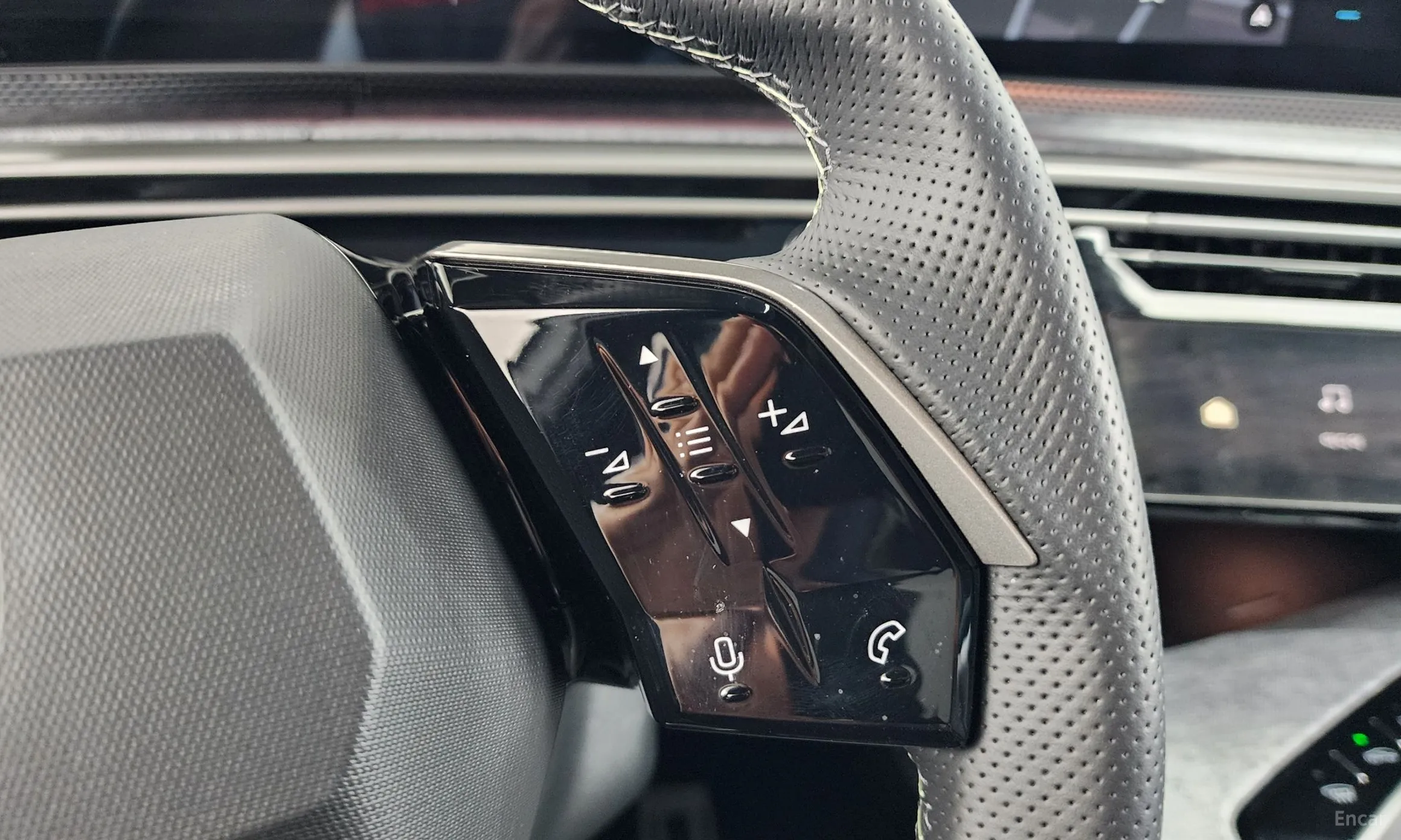 Peugeot 3008 3rd generation превью 16