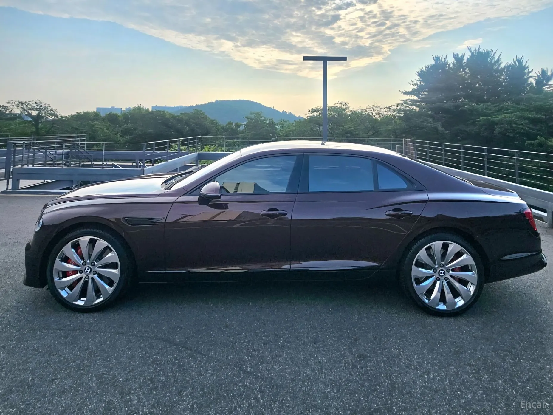 Bentley Flying Spur 3rd Generation превью 3