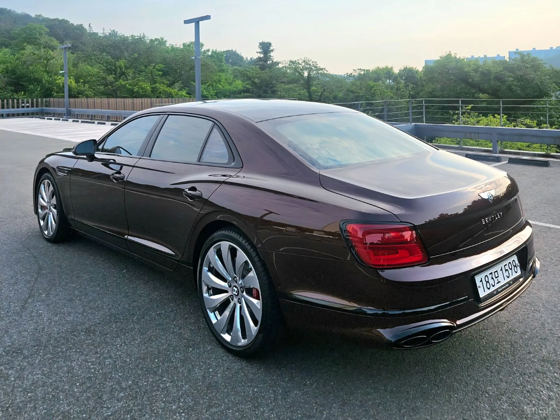 Bentley Flying Spur 3rd Generation превью 4