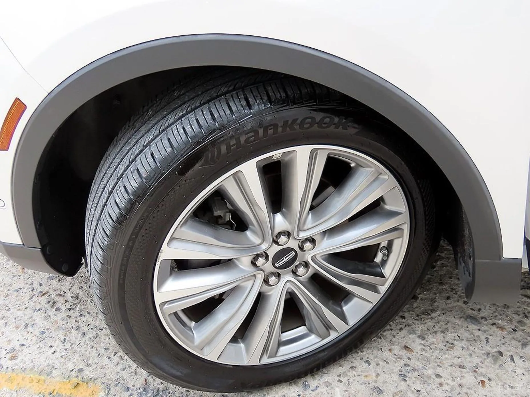 Lincoln MKX 2nd Generation превью 20