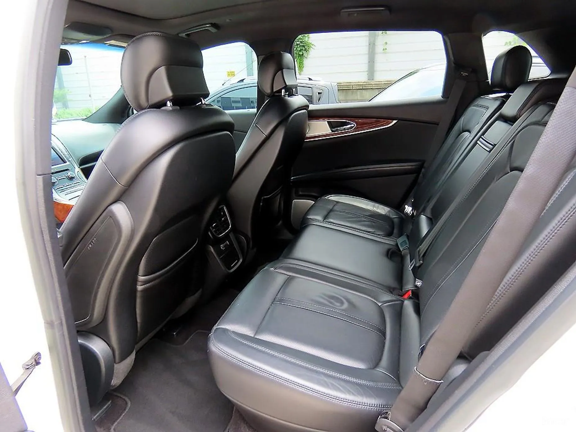 Lincoln MKX 2nd Generation превью 6