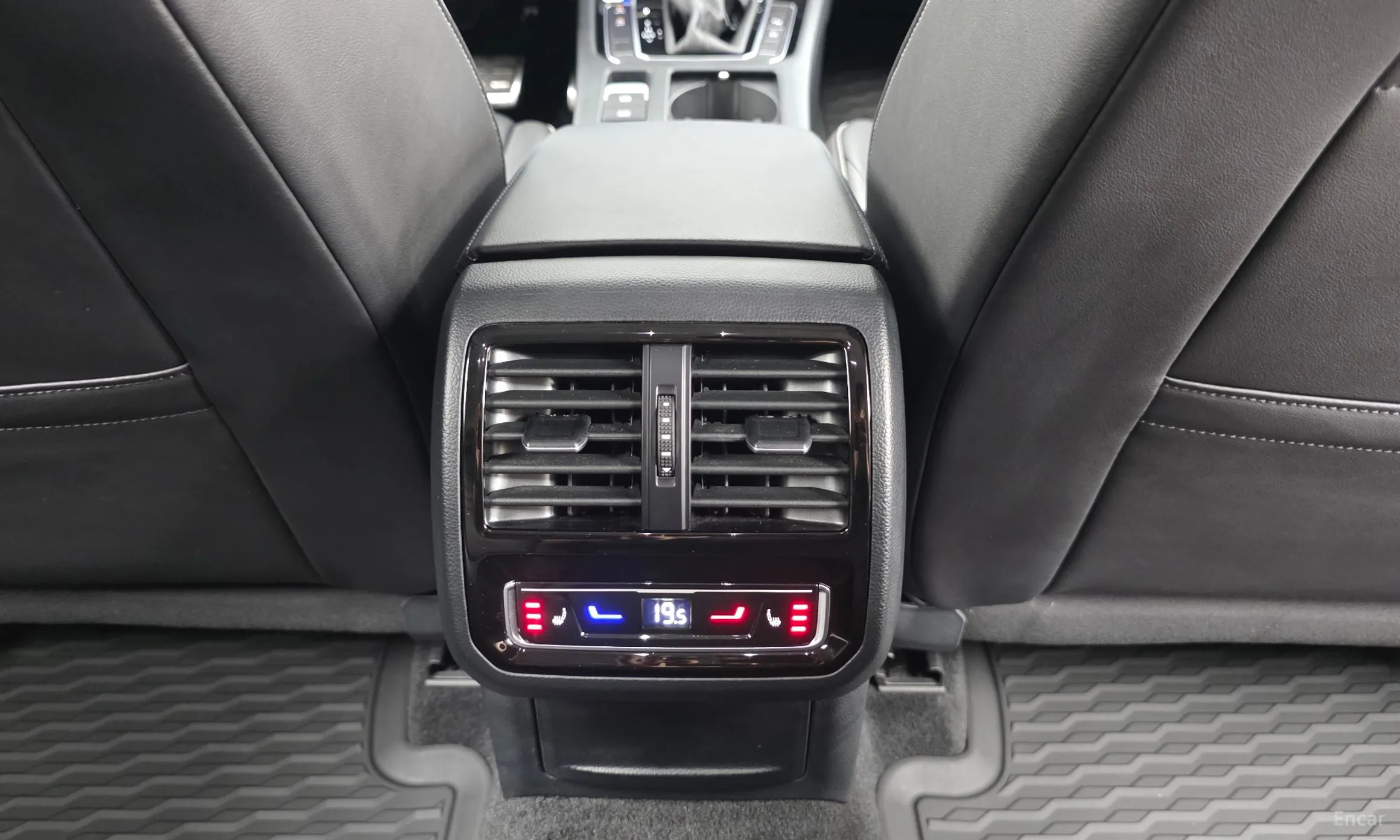 Volkswagen Ateon превью 18