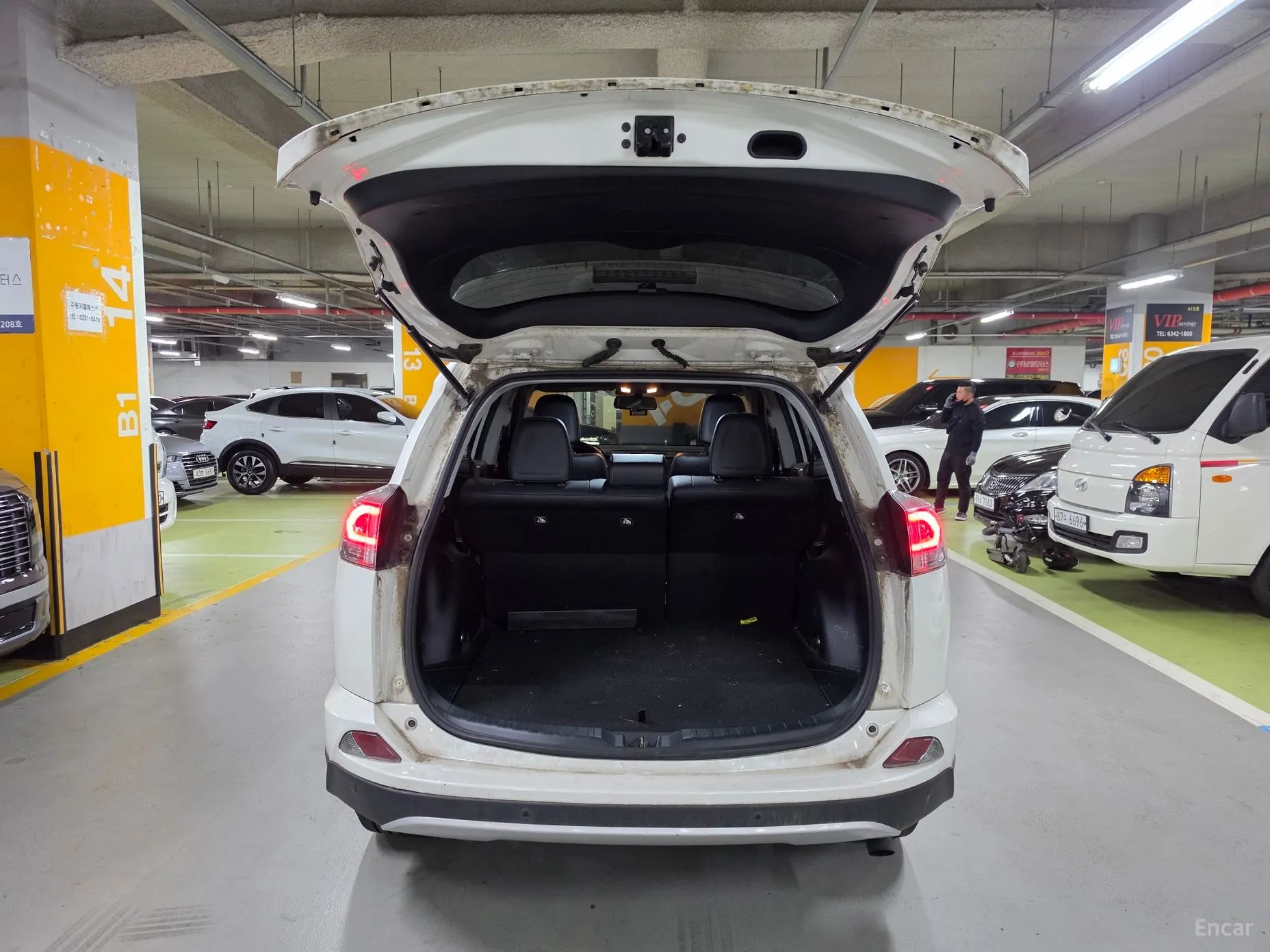 Toyota RAV4 превью 20