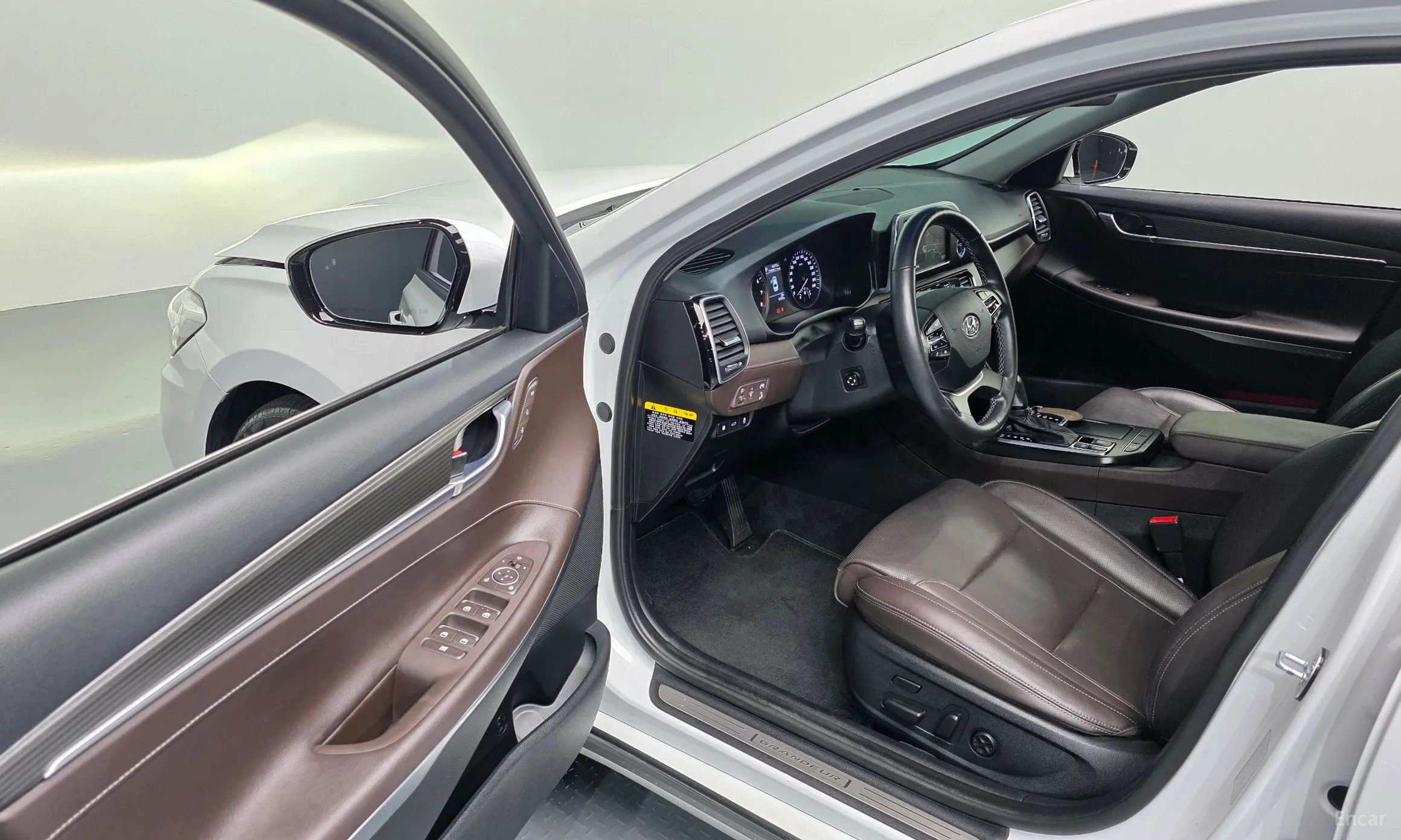Hyundai Grandeur IG превью 10