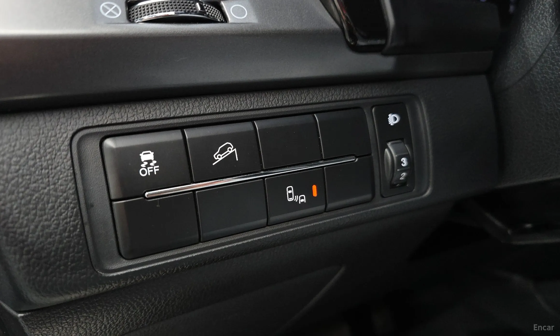 KG Mobility (SsangYong) Rexton Sports превью 18