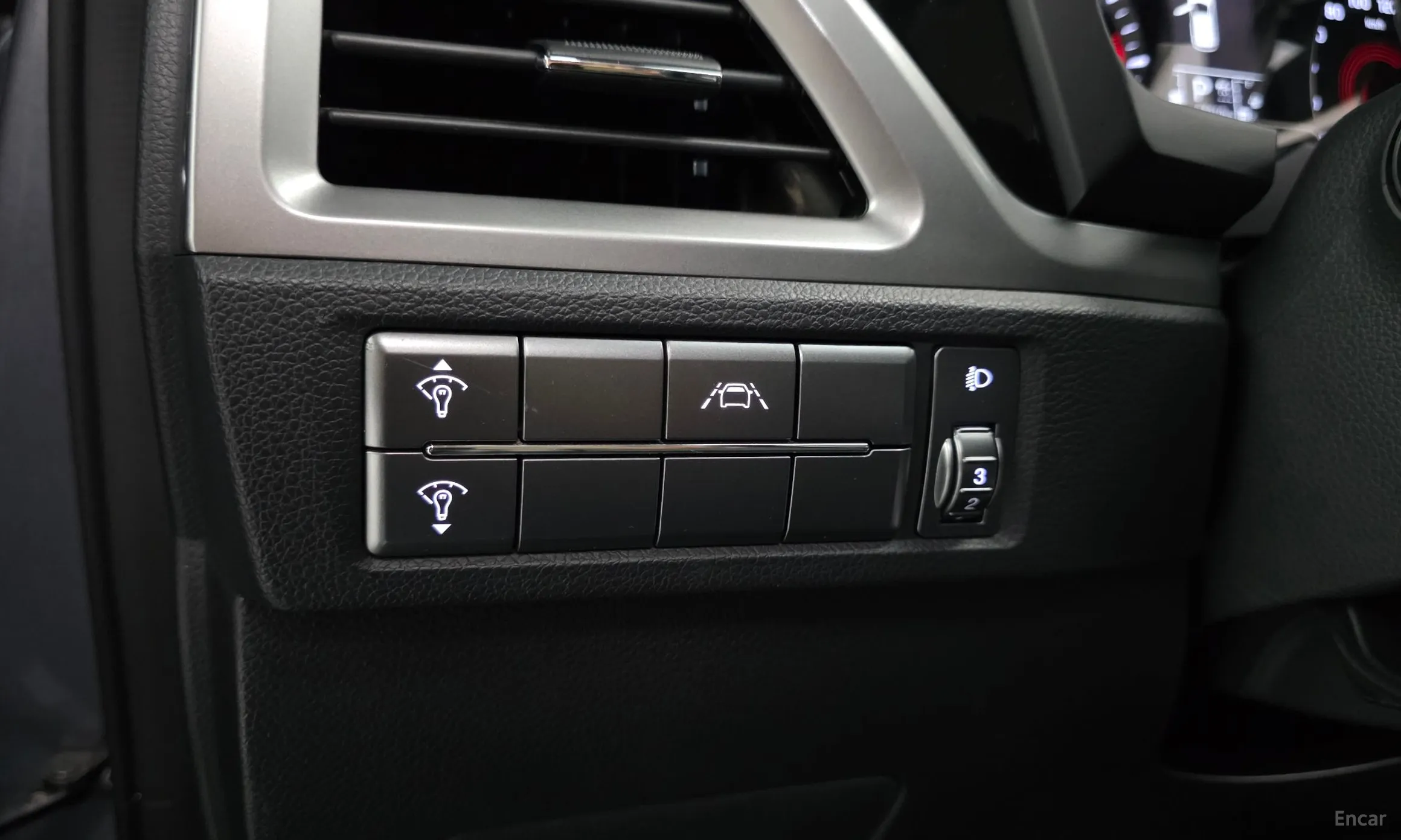 KG Mobility (SsangYong) Beautiful Korando превью 20