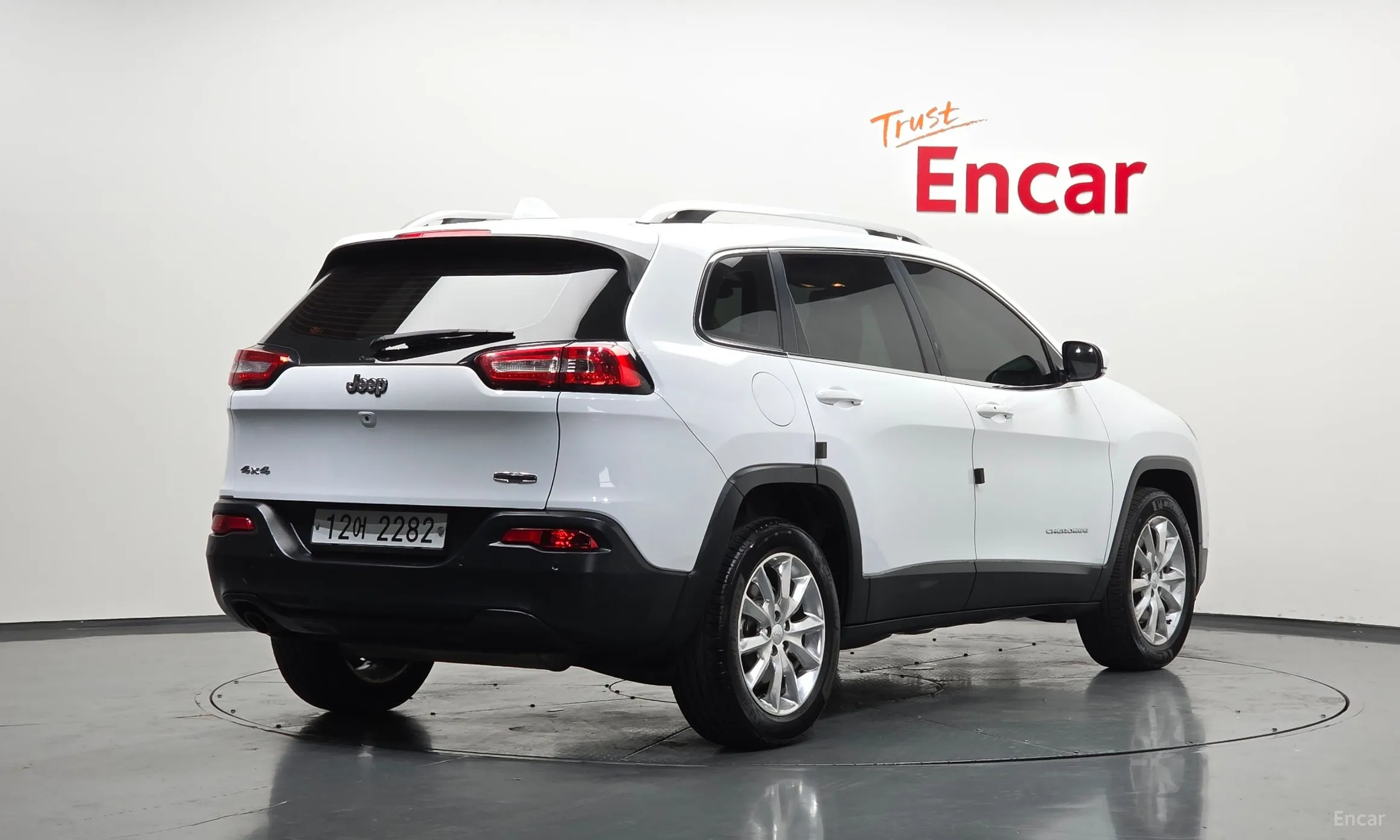 Jeep Cherokee (KL) превью 2