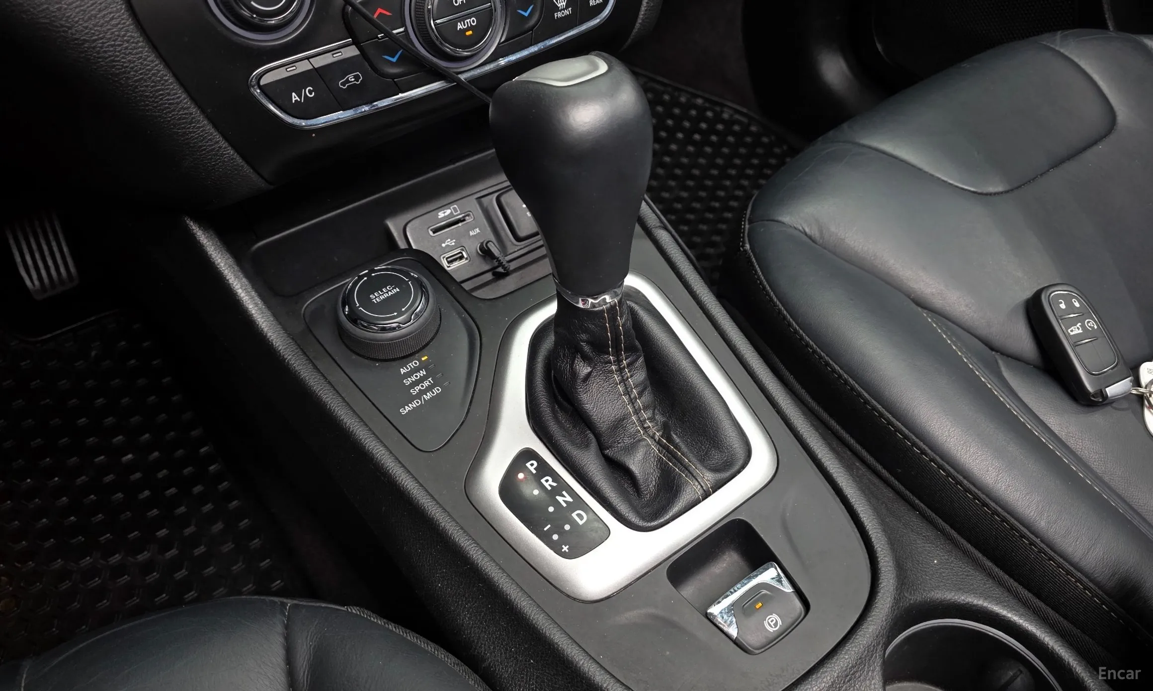 Jeep Cherokee (KL) превью 9