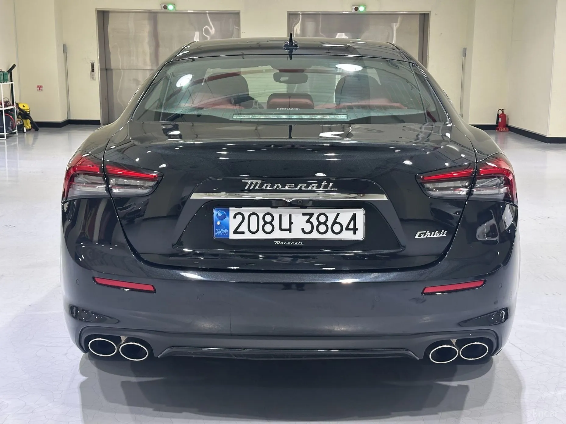 Maserati Ghibli превью 4