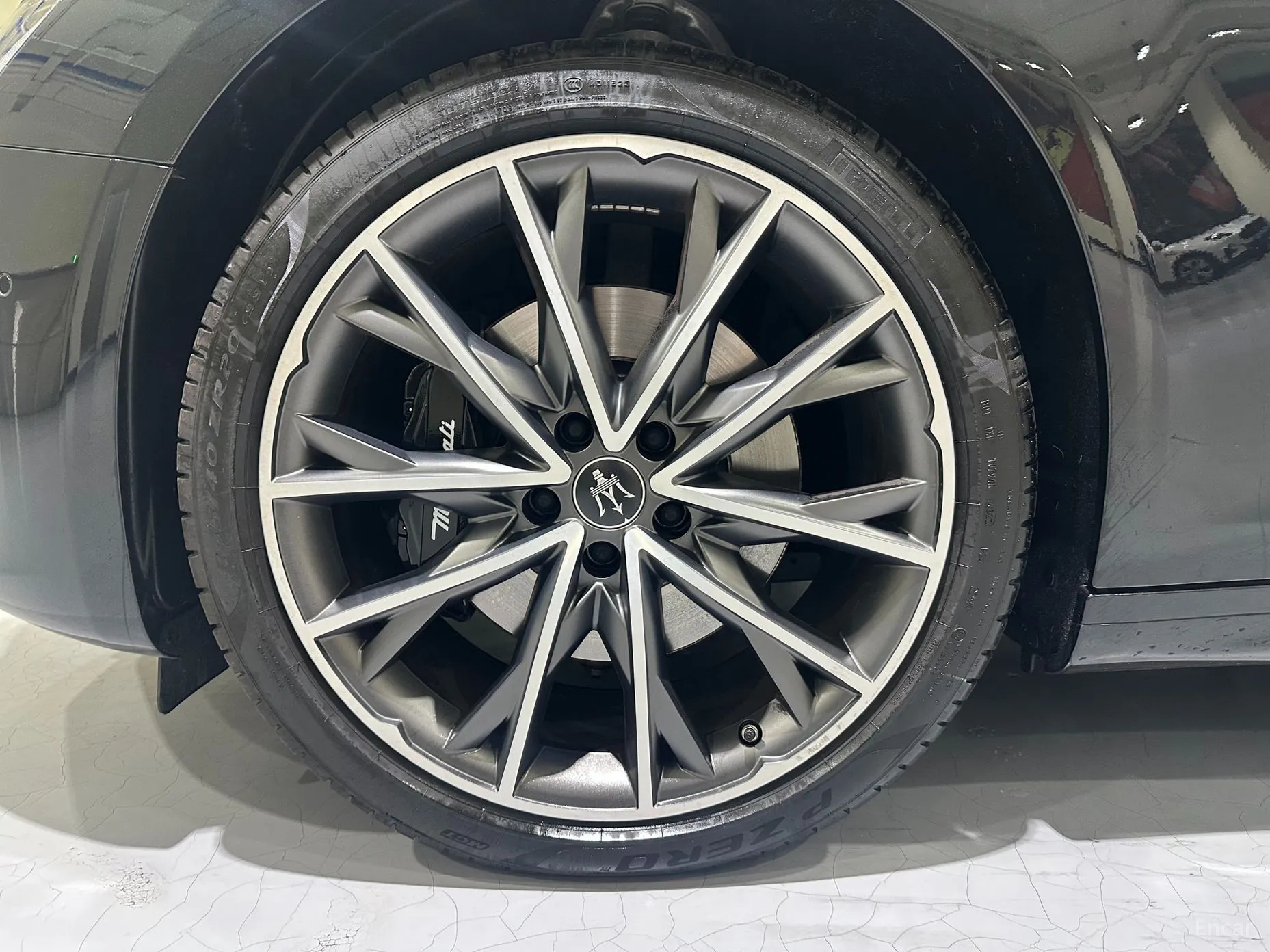 Maserati Ghibli превью 5