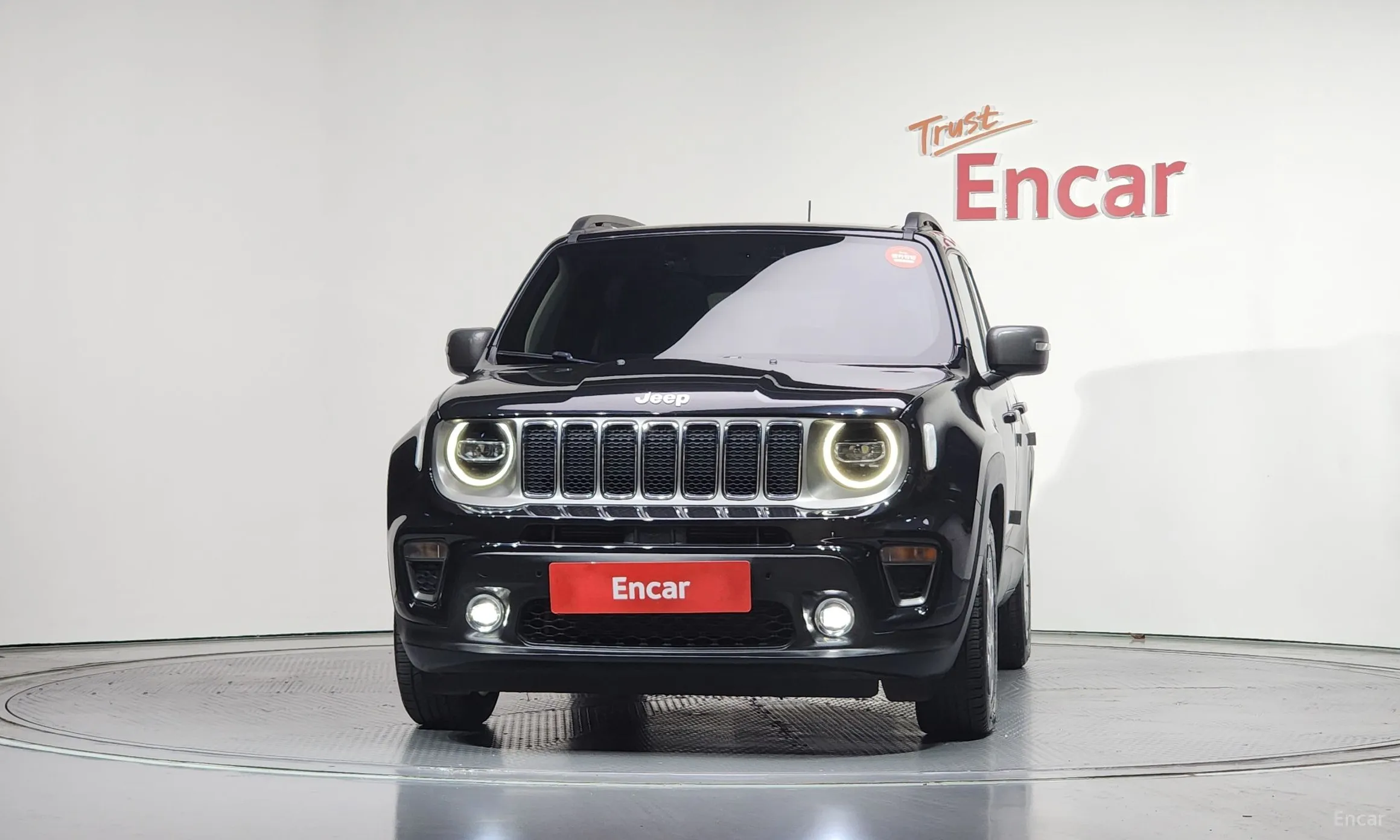 Jeep Renegade превью 3