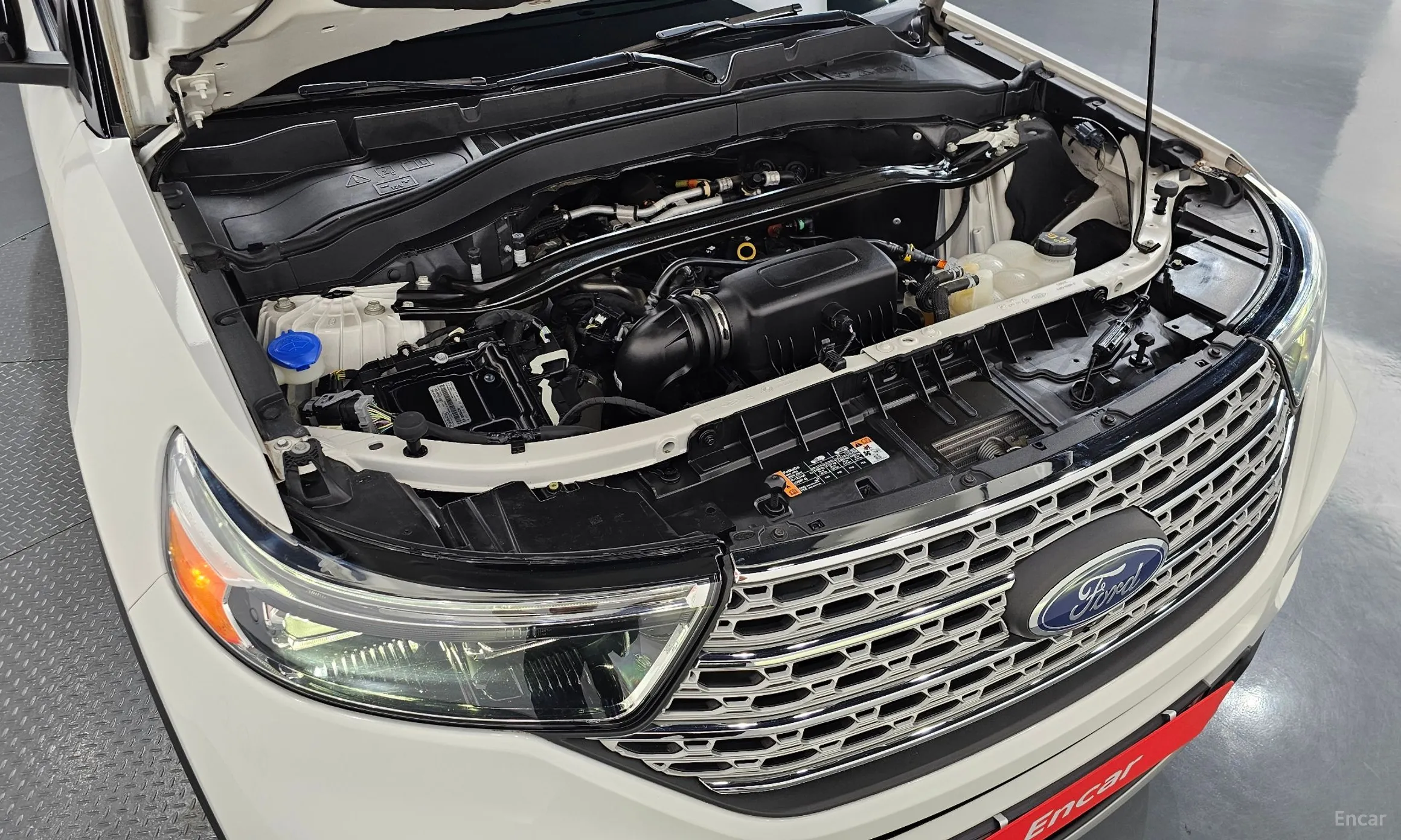 Ford Explorer 6th Generation превью 6
